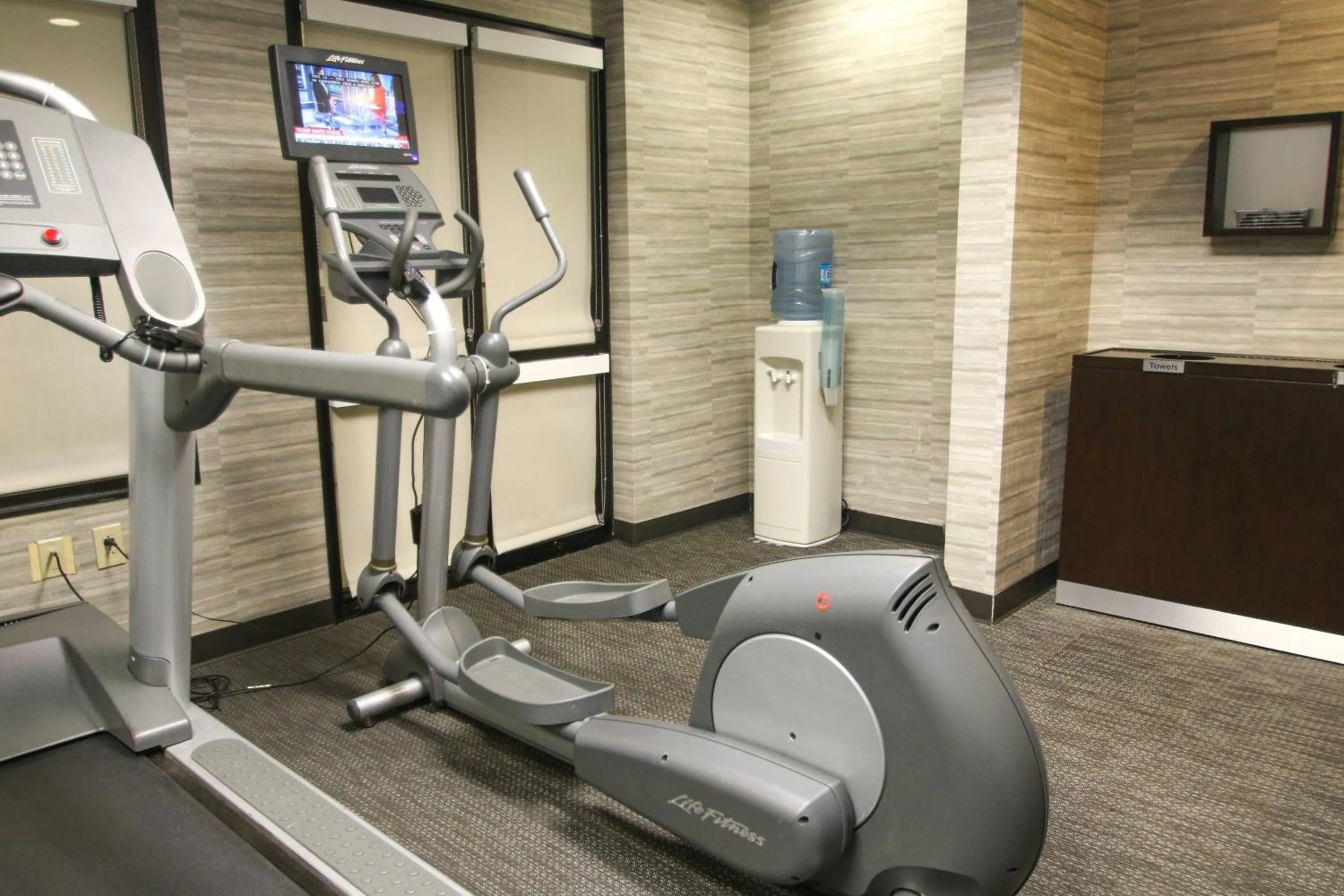 Fitness centre/facilities in Courtyard Chesapeake Greenbrier