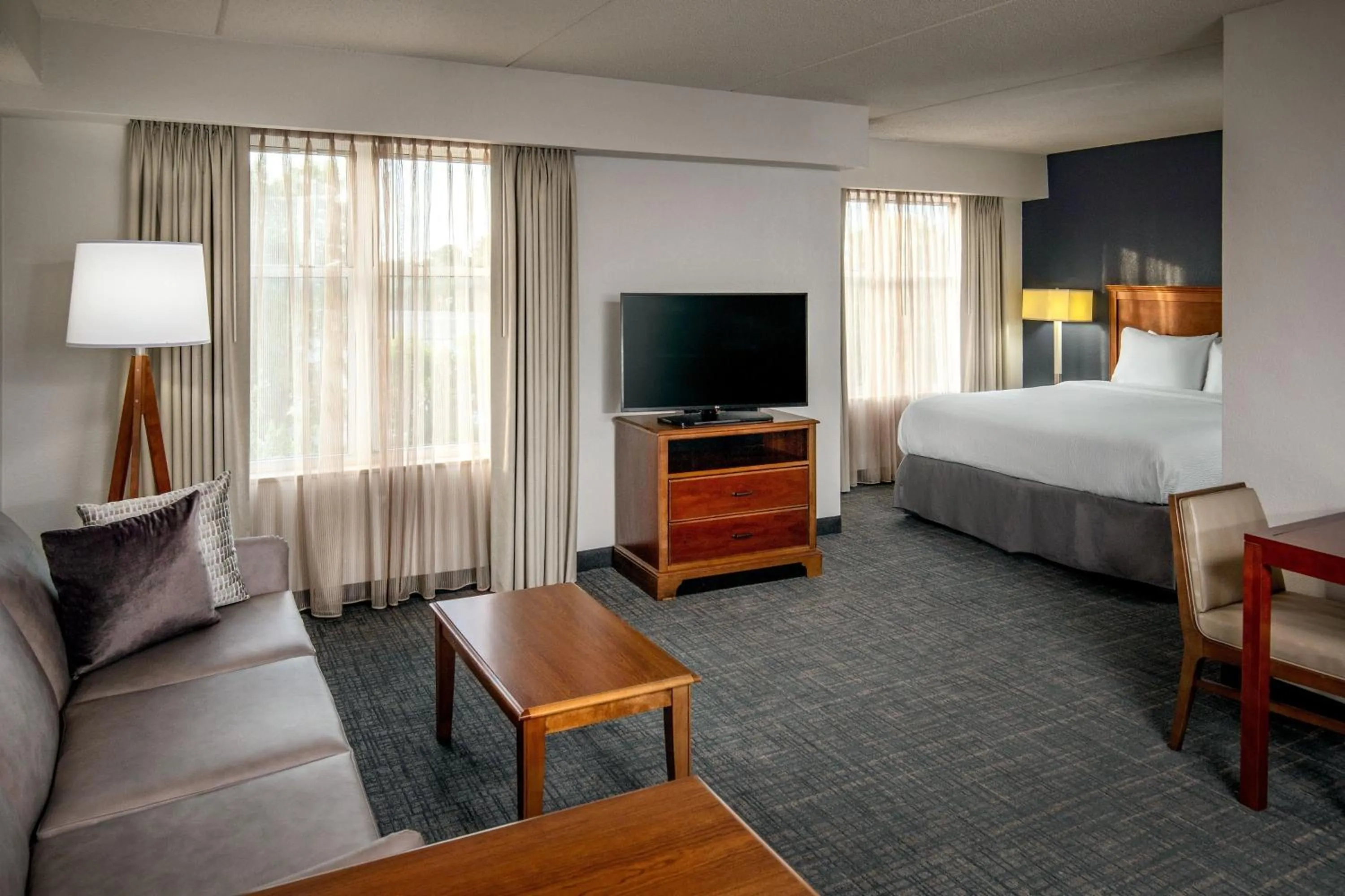 Photo of the whole room, Bed in Residence Inn by Marriott Chesapeake Greenbrier