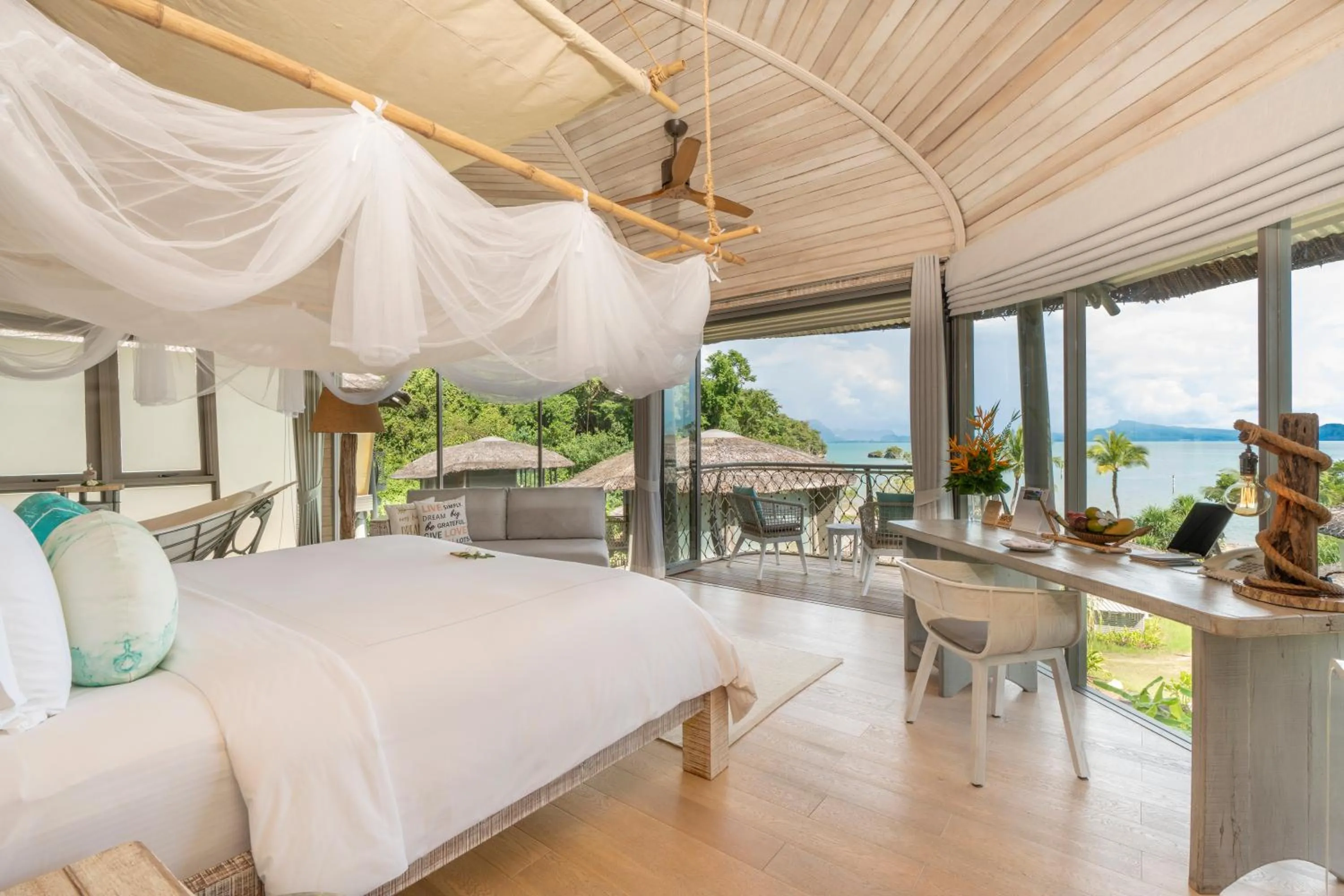 Bedroom, Bed in TreeHouse Villas Koh Yao - Adults Only