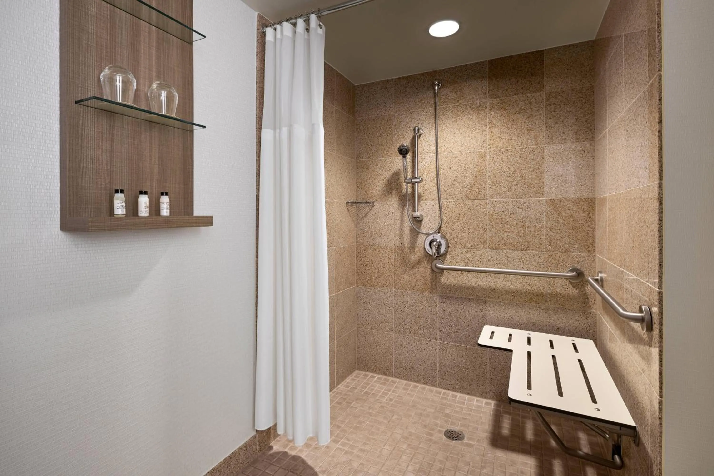 Bathroom in Delta Hotels by Marriott Chesapeake Norfolk