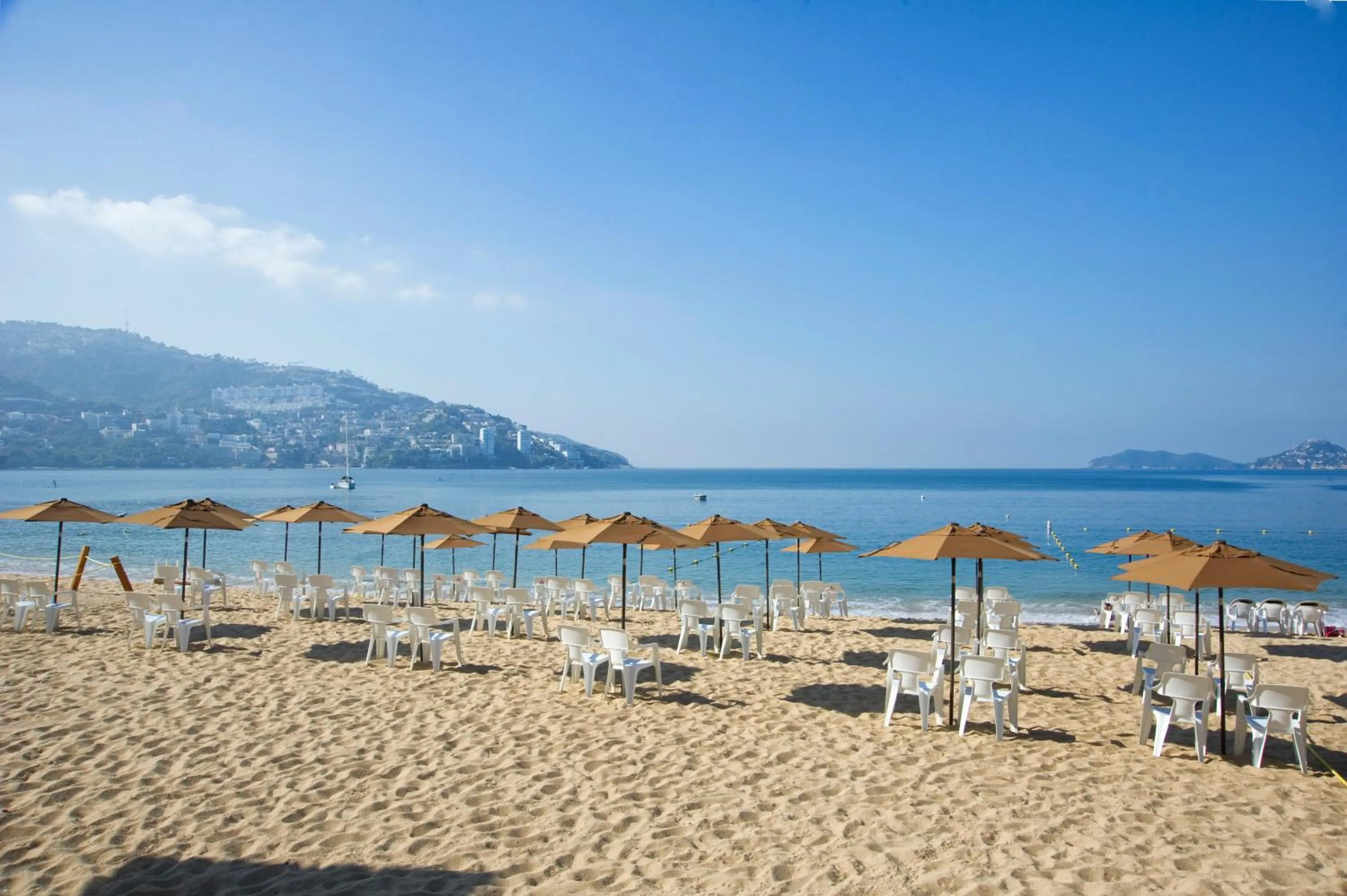 Beach in Real Bananas All Inclusive