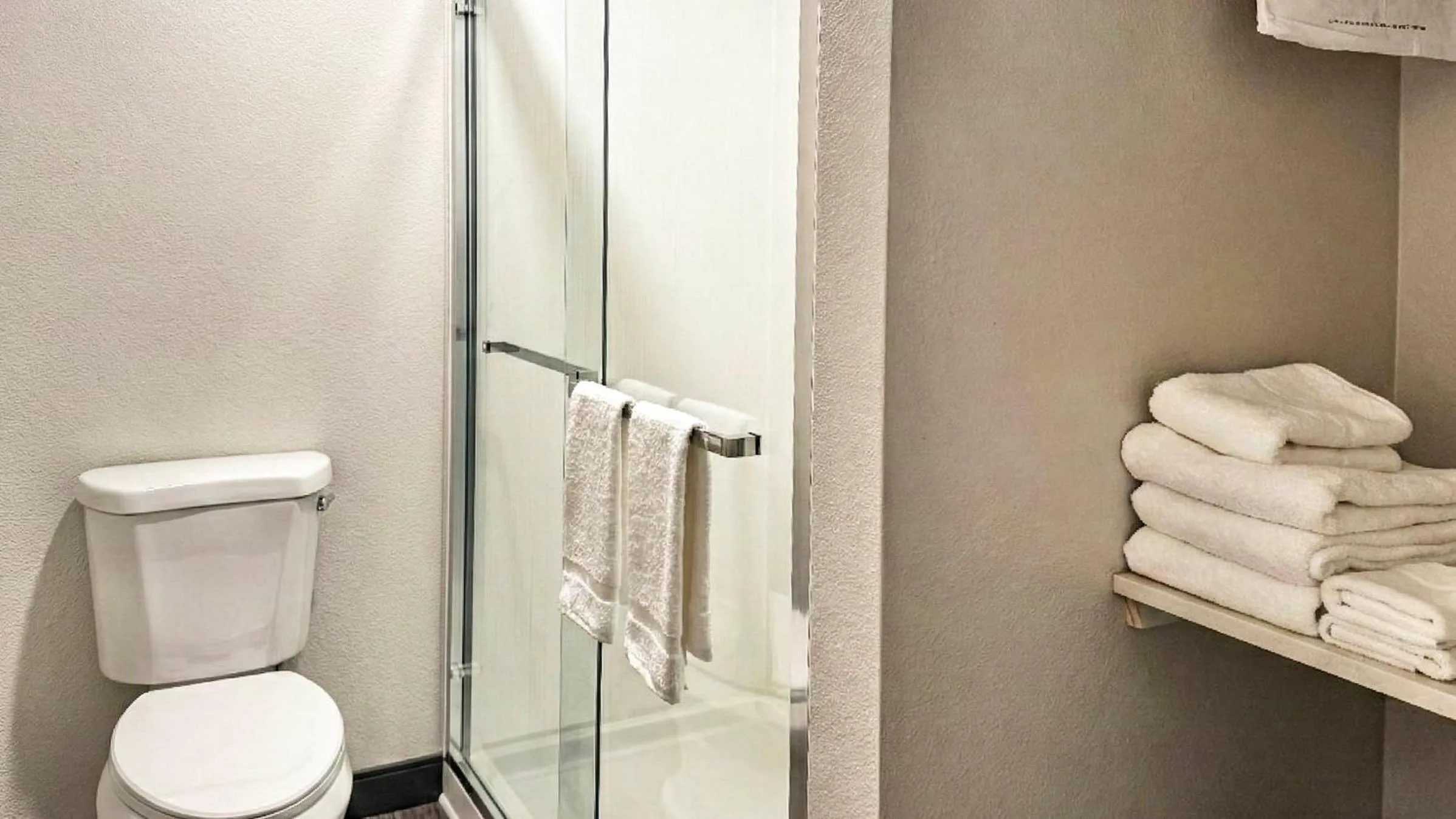 Bathroom in Motel 6-Atascadero, CA