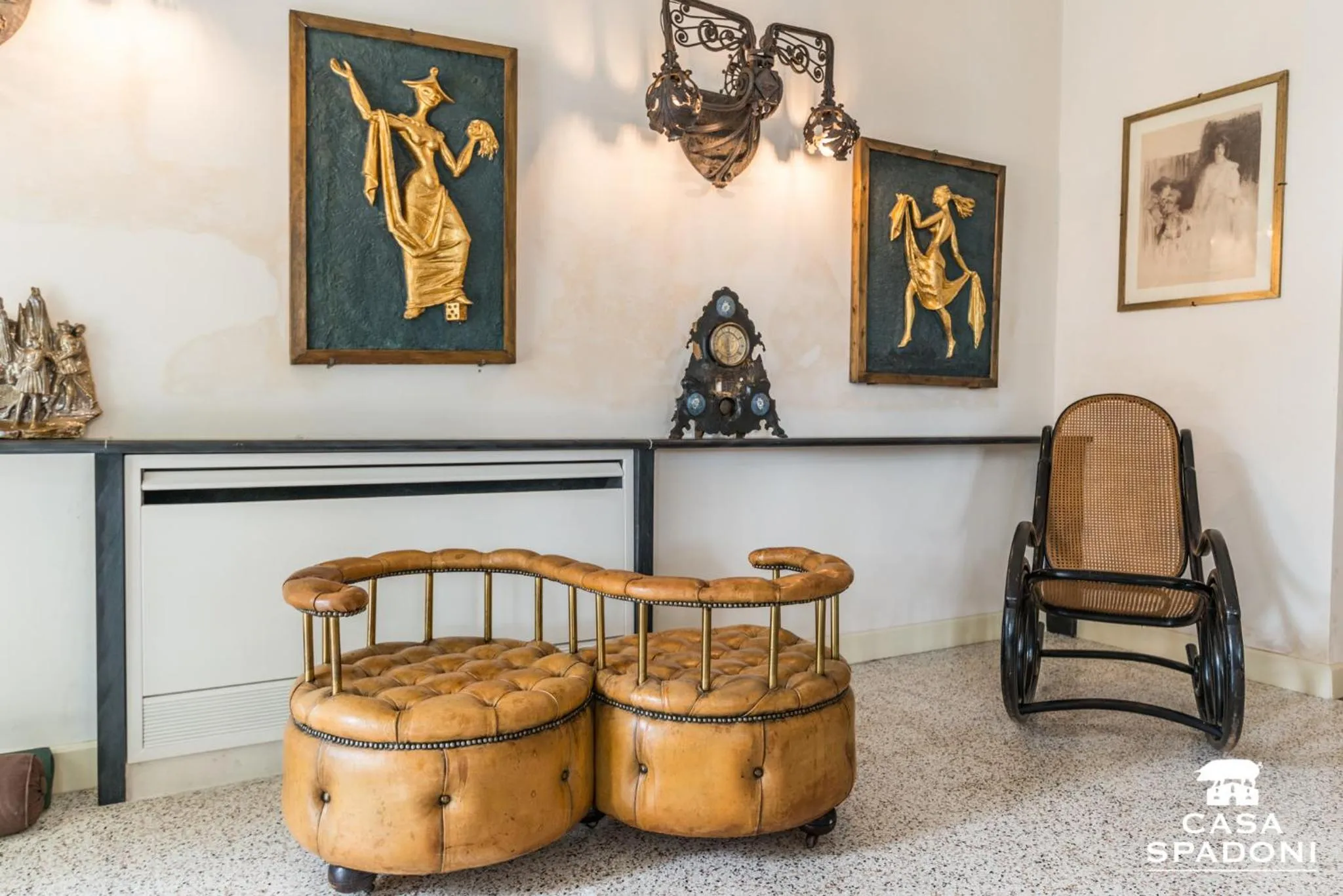 Communal lounge/ TV room in Locanda di Casa Spadoni