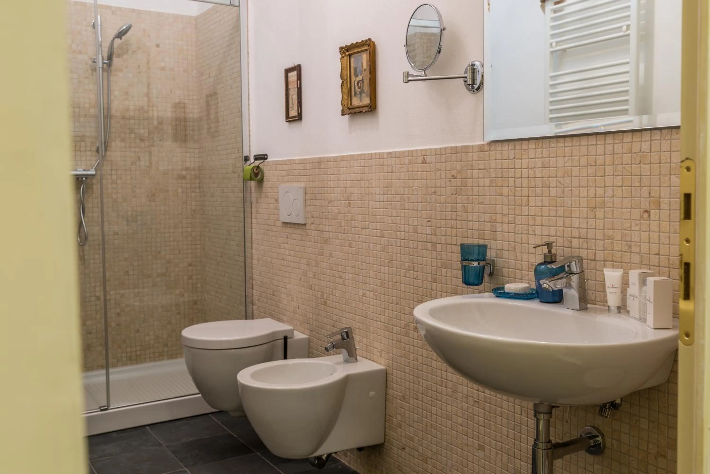 Bathroom in Locanda di Casa Spadoni