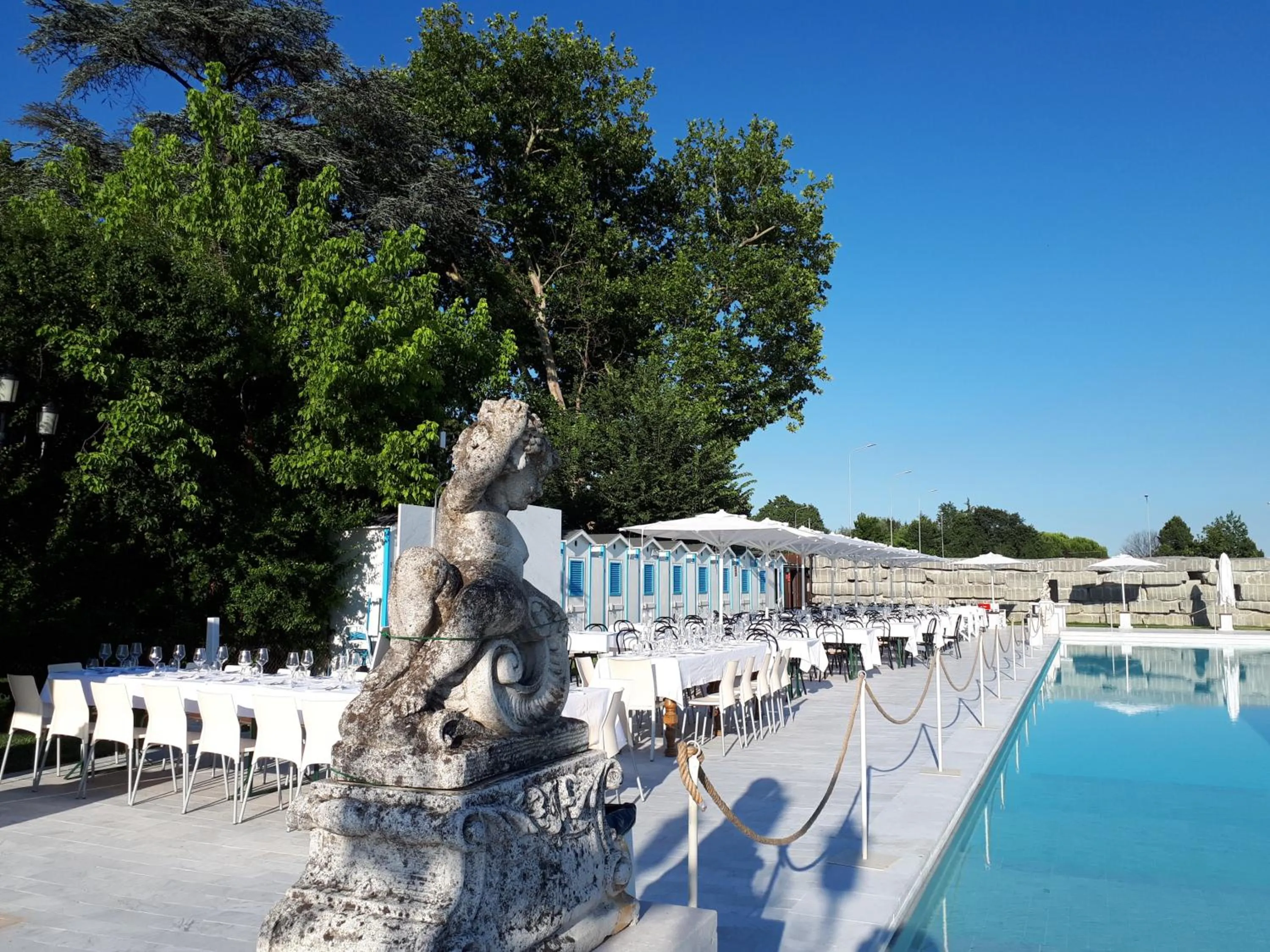 Pool view in Locanda di Casa Spadoni