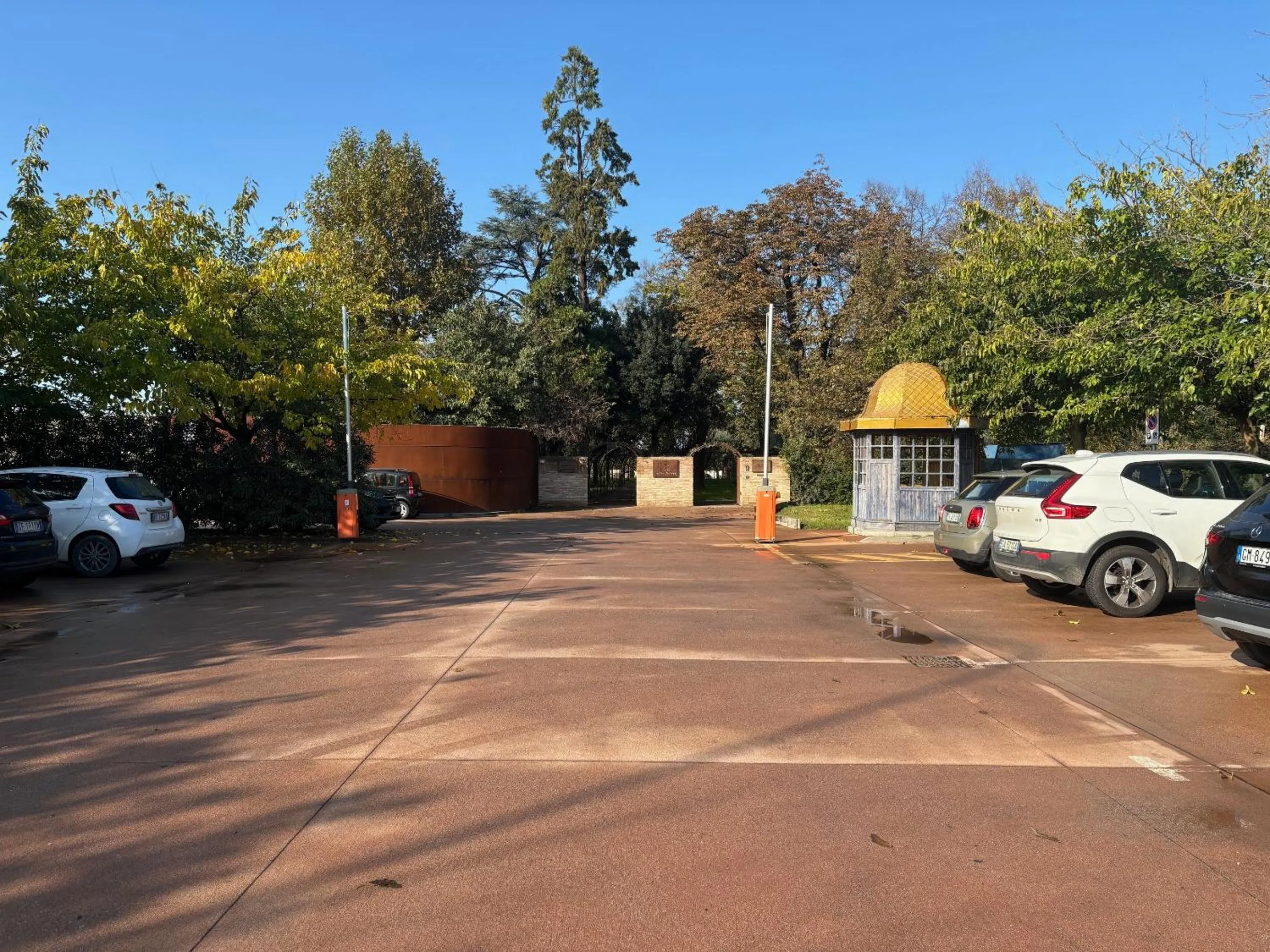 Parking in Locanda di Casa Spadoni