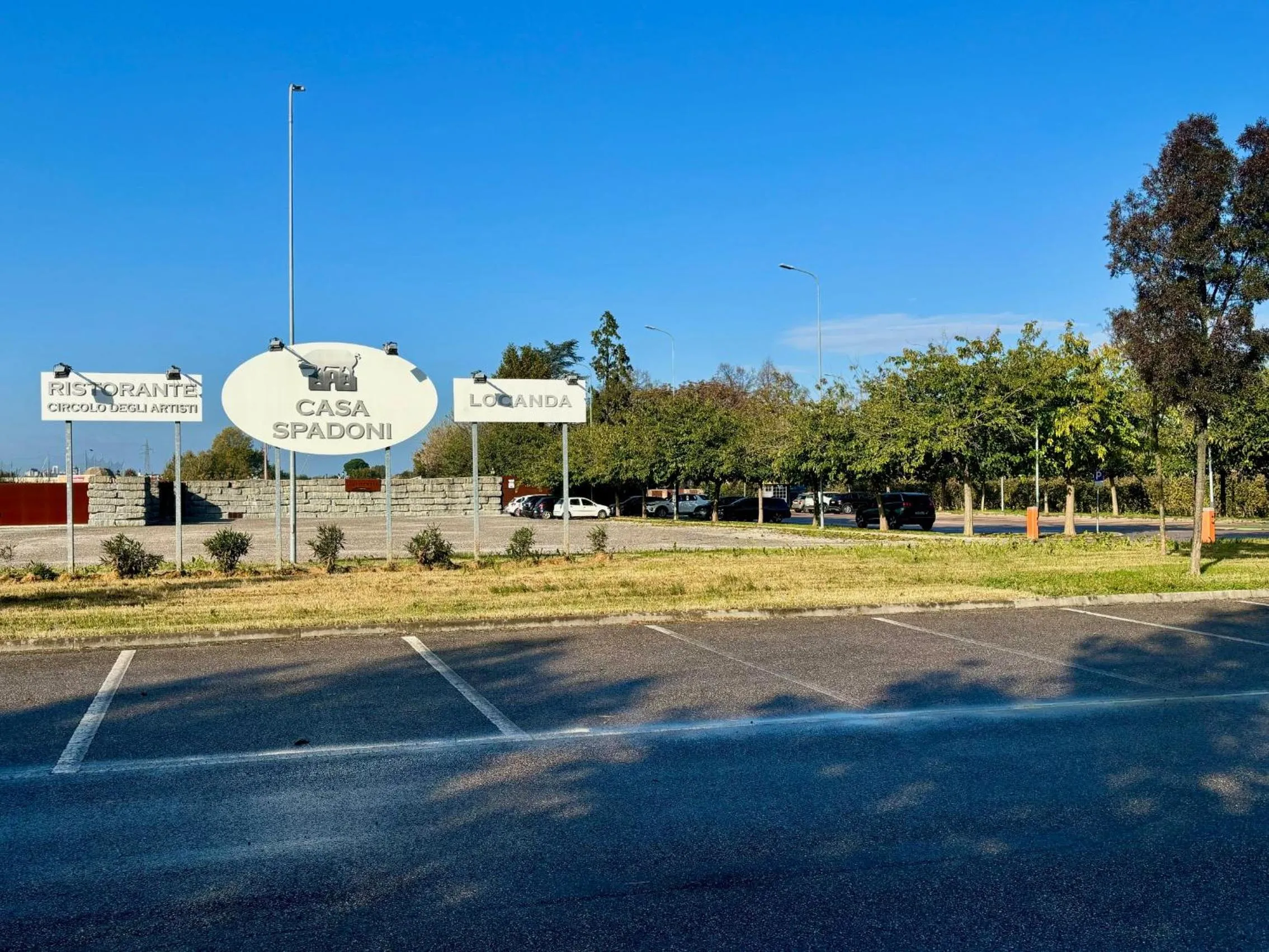 Parking in Locanda di Casa Spadoni