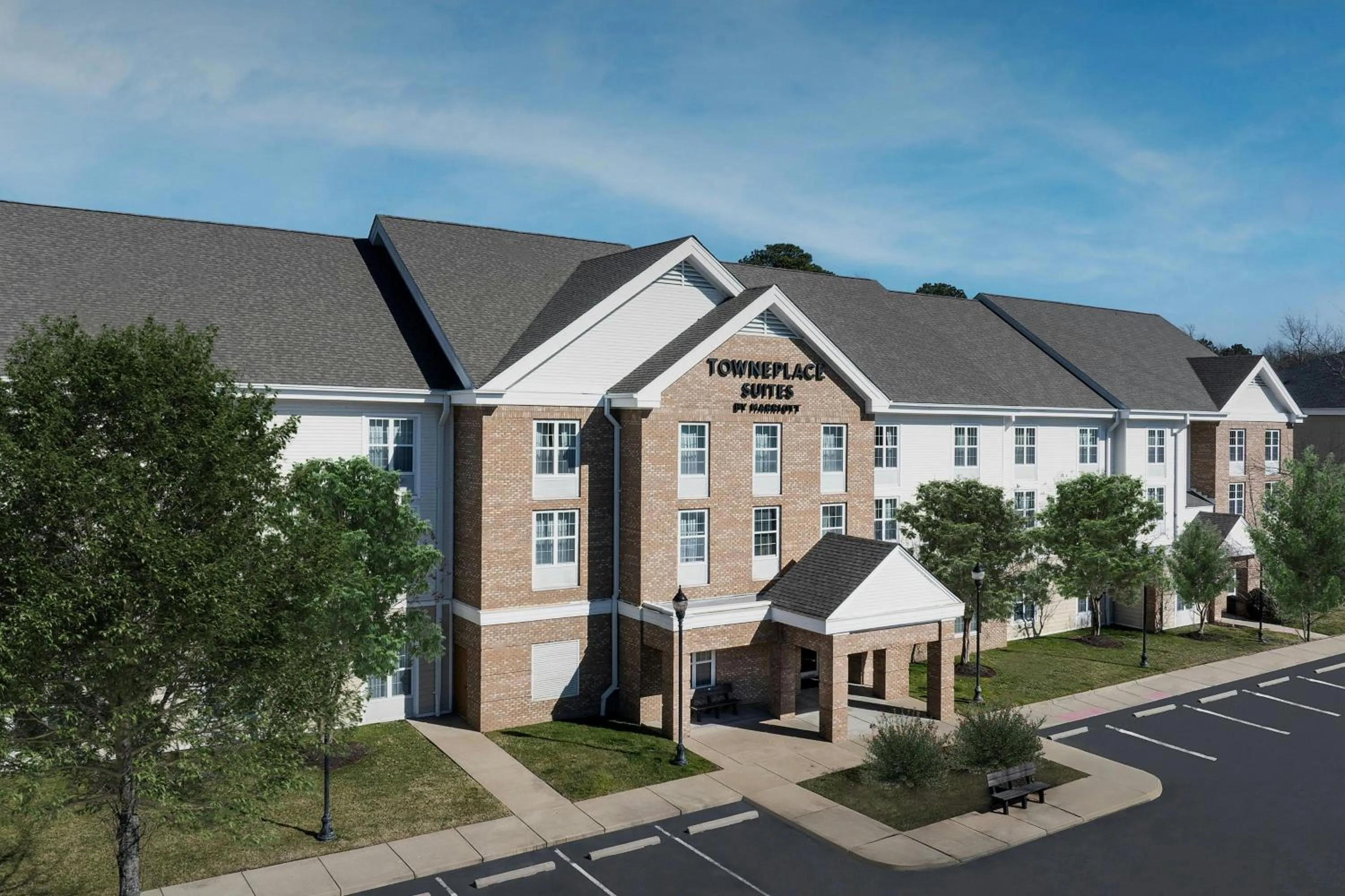 Property building in TownePlace Suites Suffolk Chesapeake