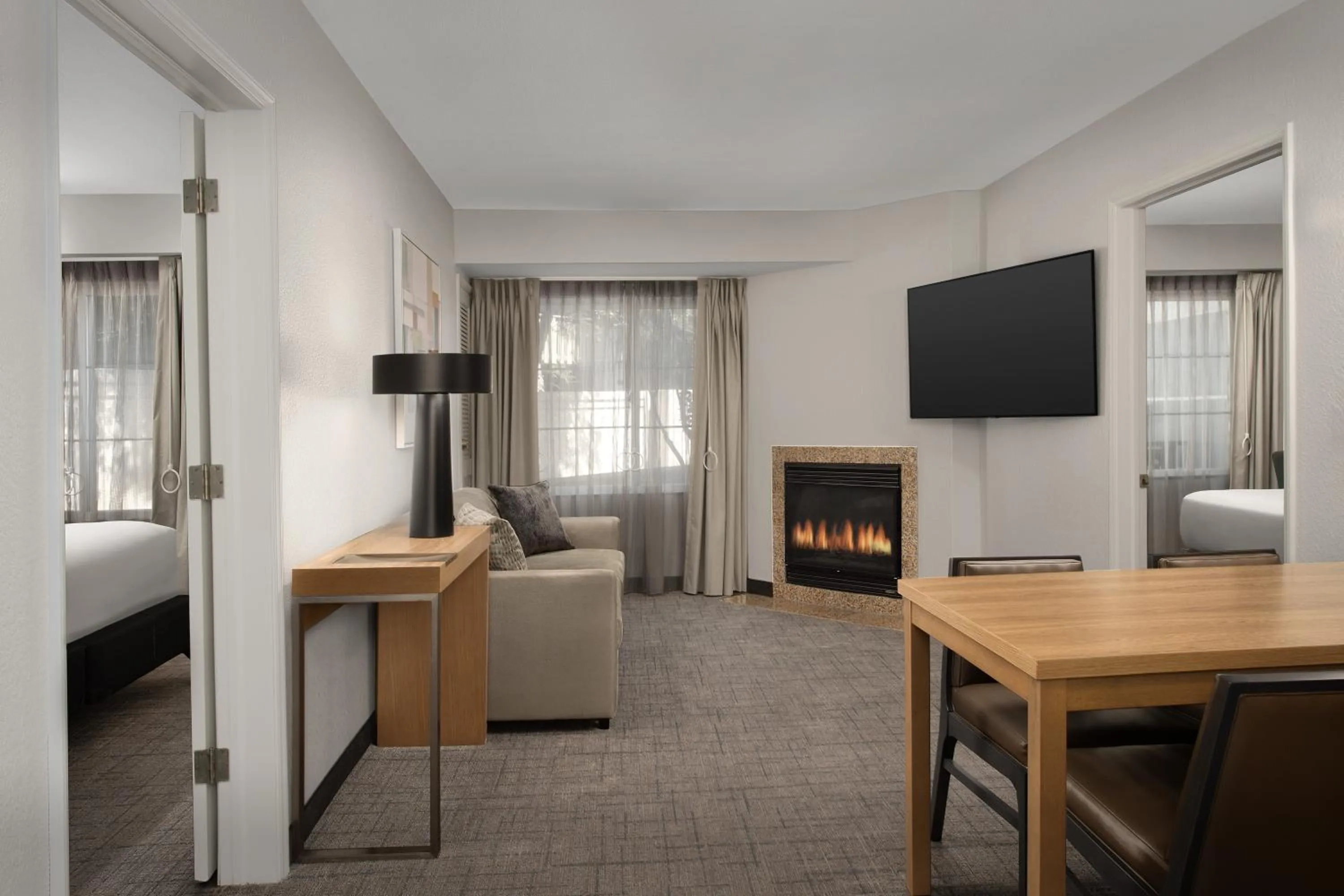 Living room, Bed in Residence Inn Palo Alto Los Altos