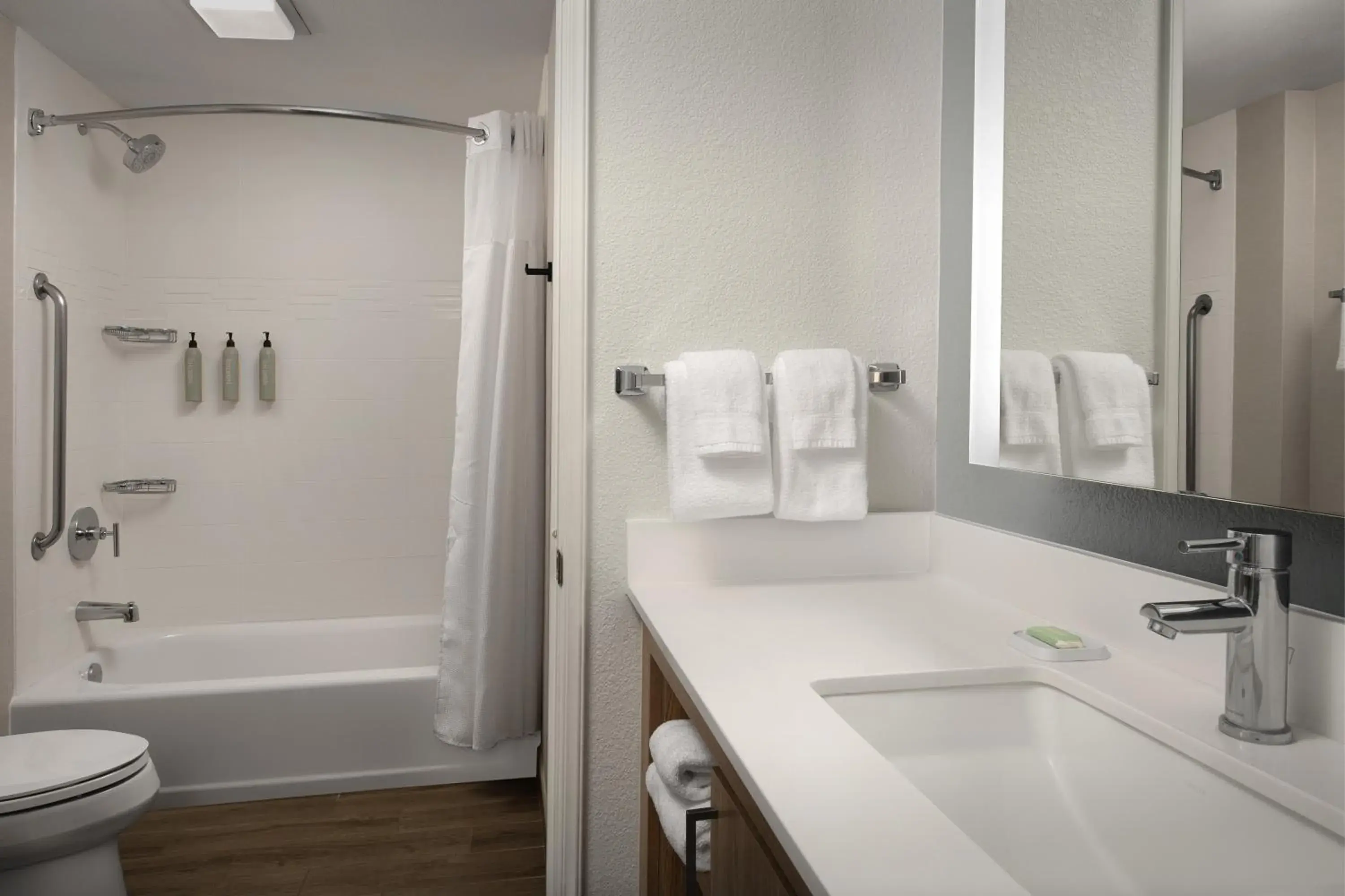 Queen Studio with Sofa Bed - Hearing Accessible in Residence Inn Palo Alto Los Altos Queen Studio with Sofa Bed - Hearing Accessible in Residence Inn Palo Alto Los Altos