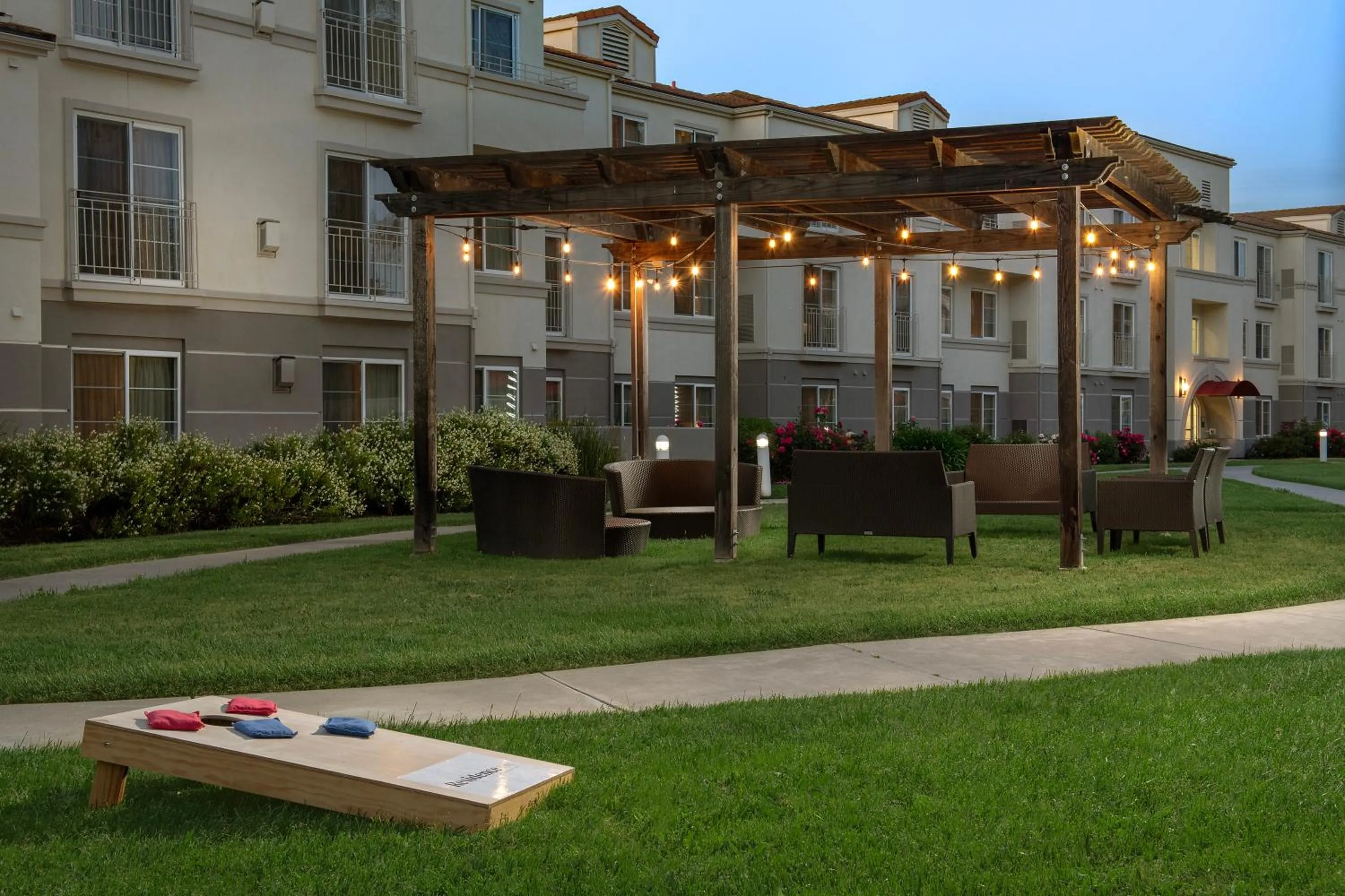 Patio in Residence Inn Palo Alto Los Altos