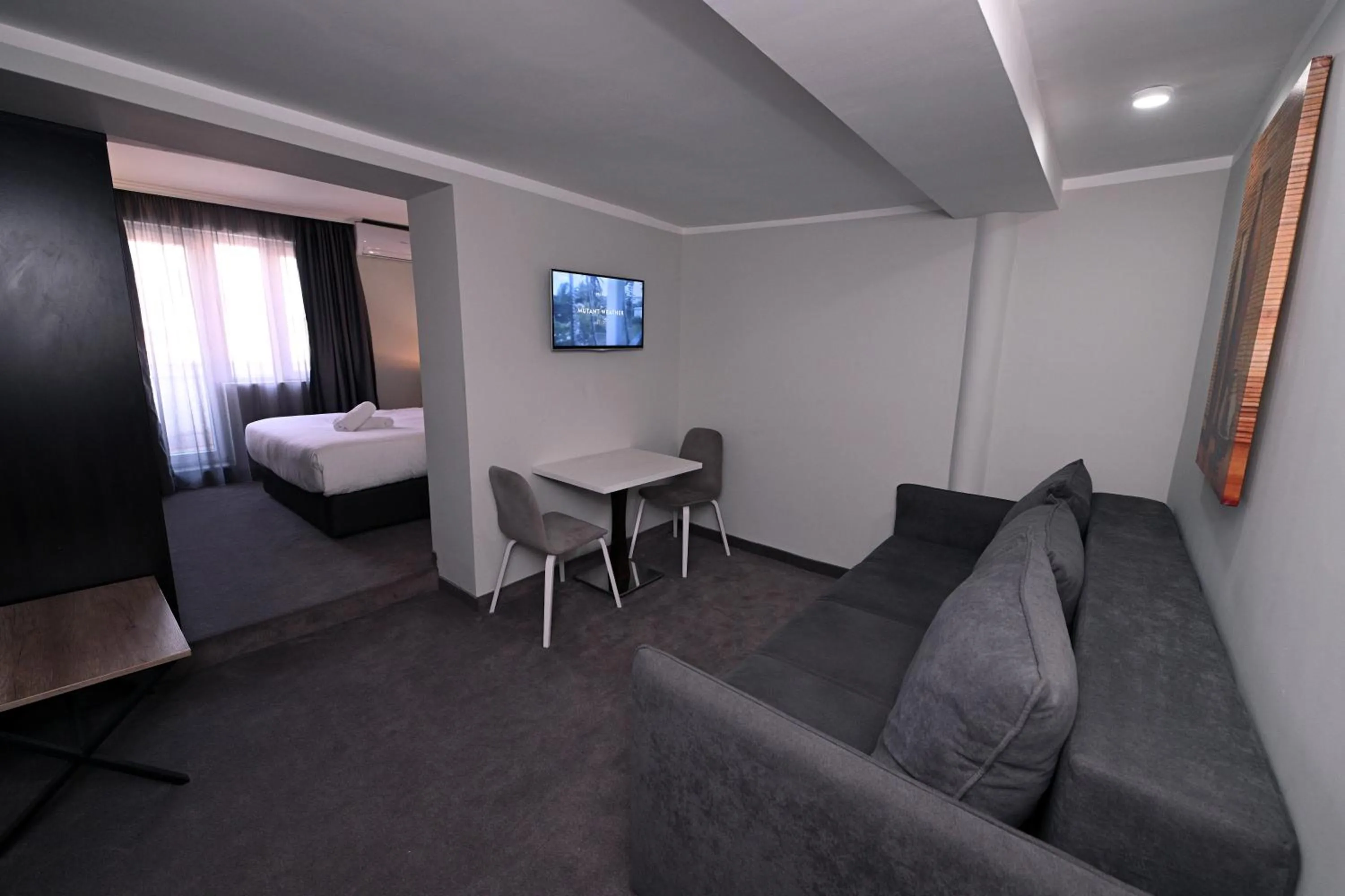 Two-Bedroom Apartment with Balcony - single occupancy in Alexandar Square Apartments