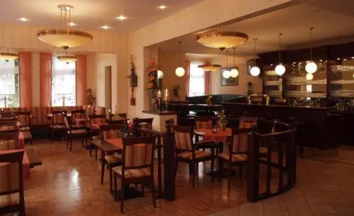 Restaurant/places to eat in Zur Linde