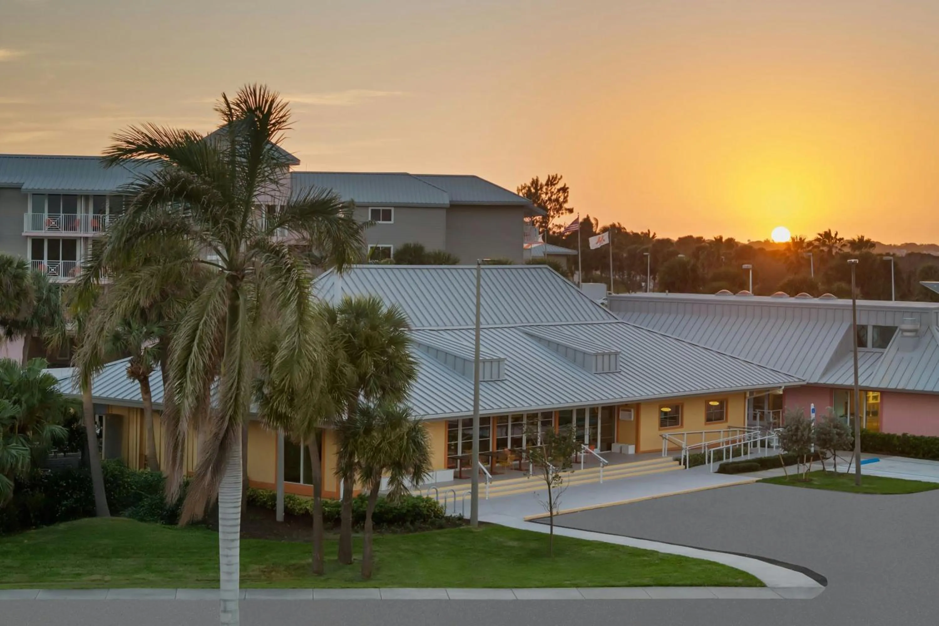 Property building in Marriott Hutchinson Island Beach Resort, Golf & Marina