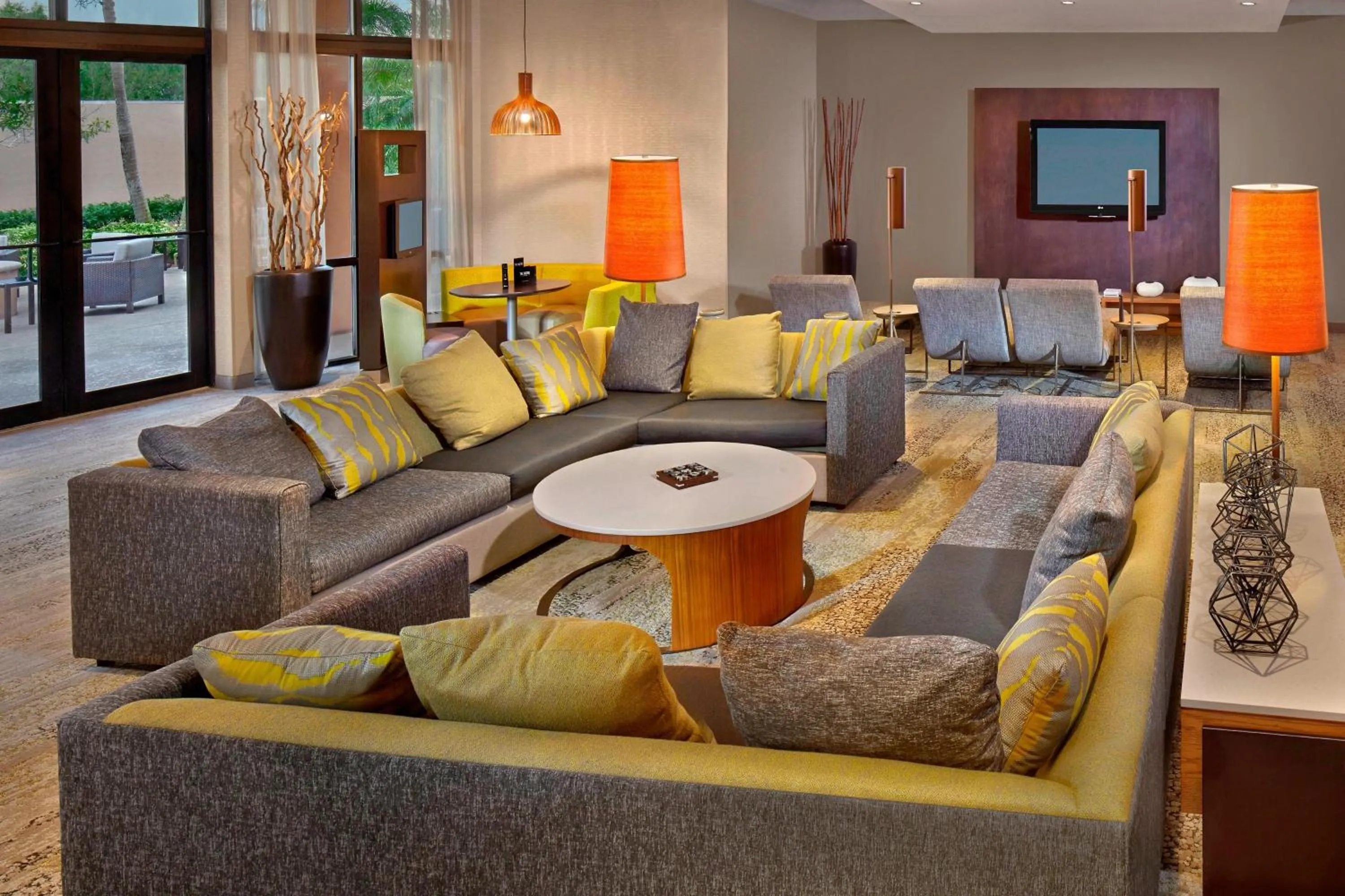 Lobby or reception in Courtyard by Marriott Stuart