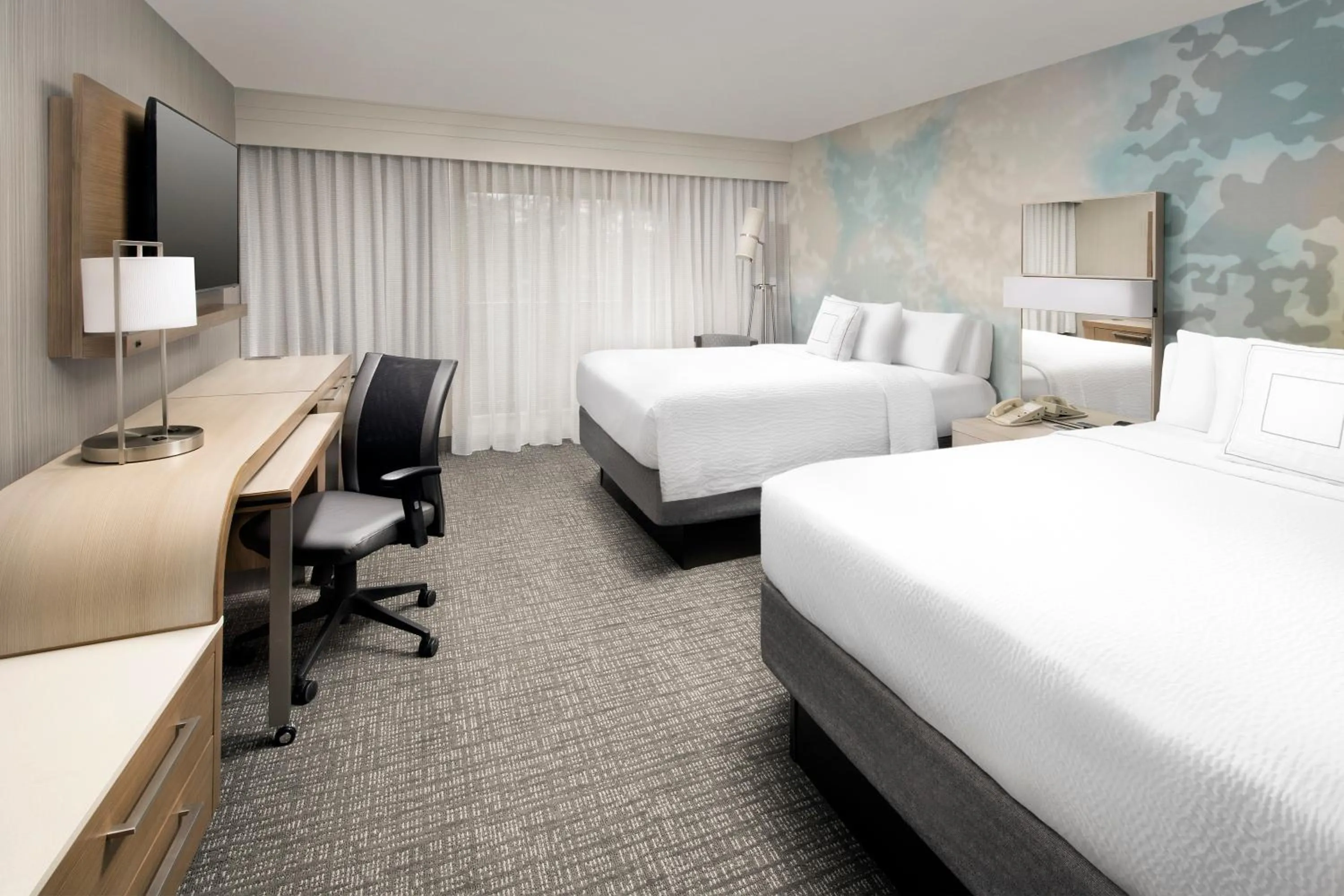 Bedroom, Bed in Courtyard by Marriott Portland Hillsboro