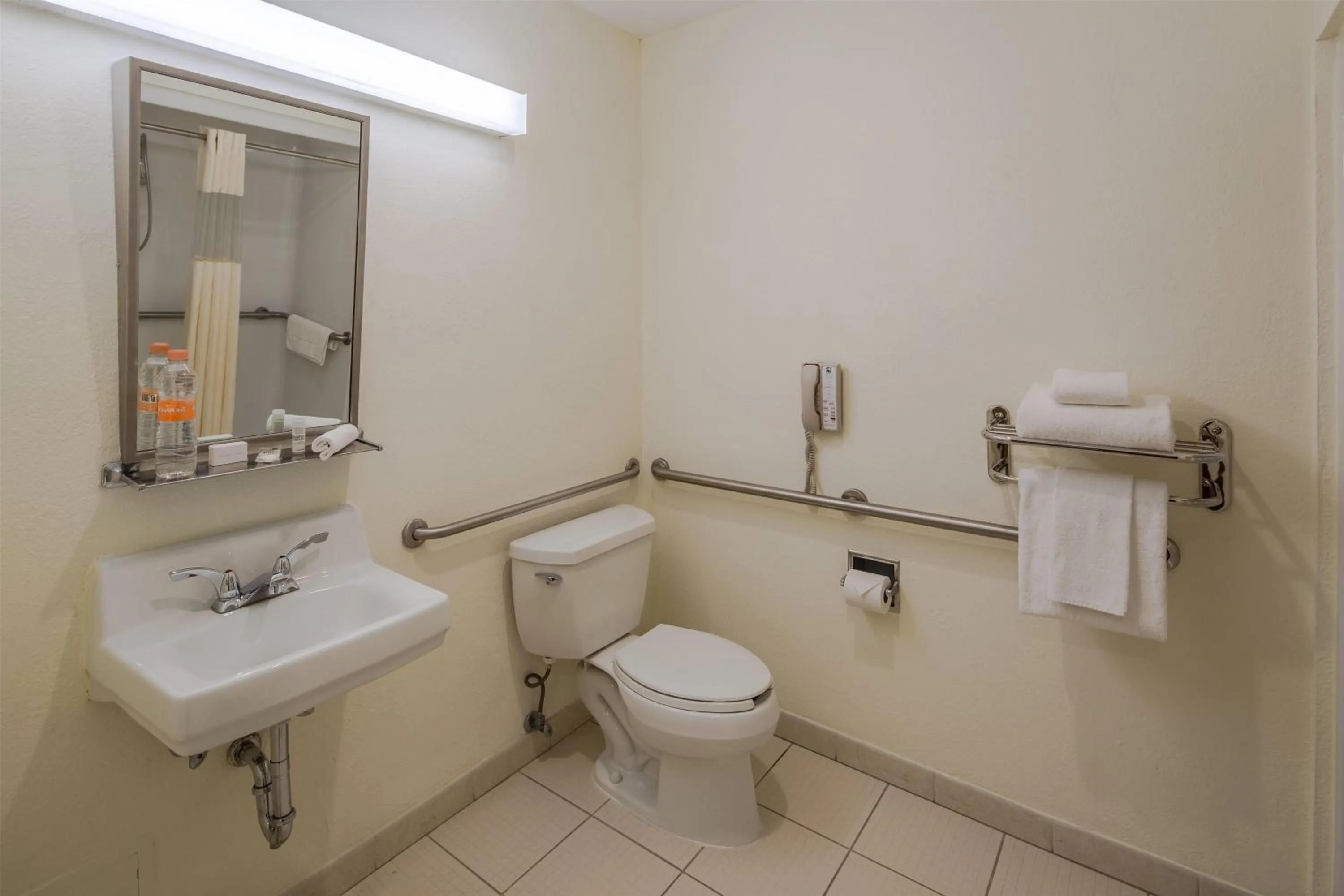 Photo of the whole room in Microtel Inn & Suites by Wyndham Culiacán