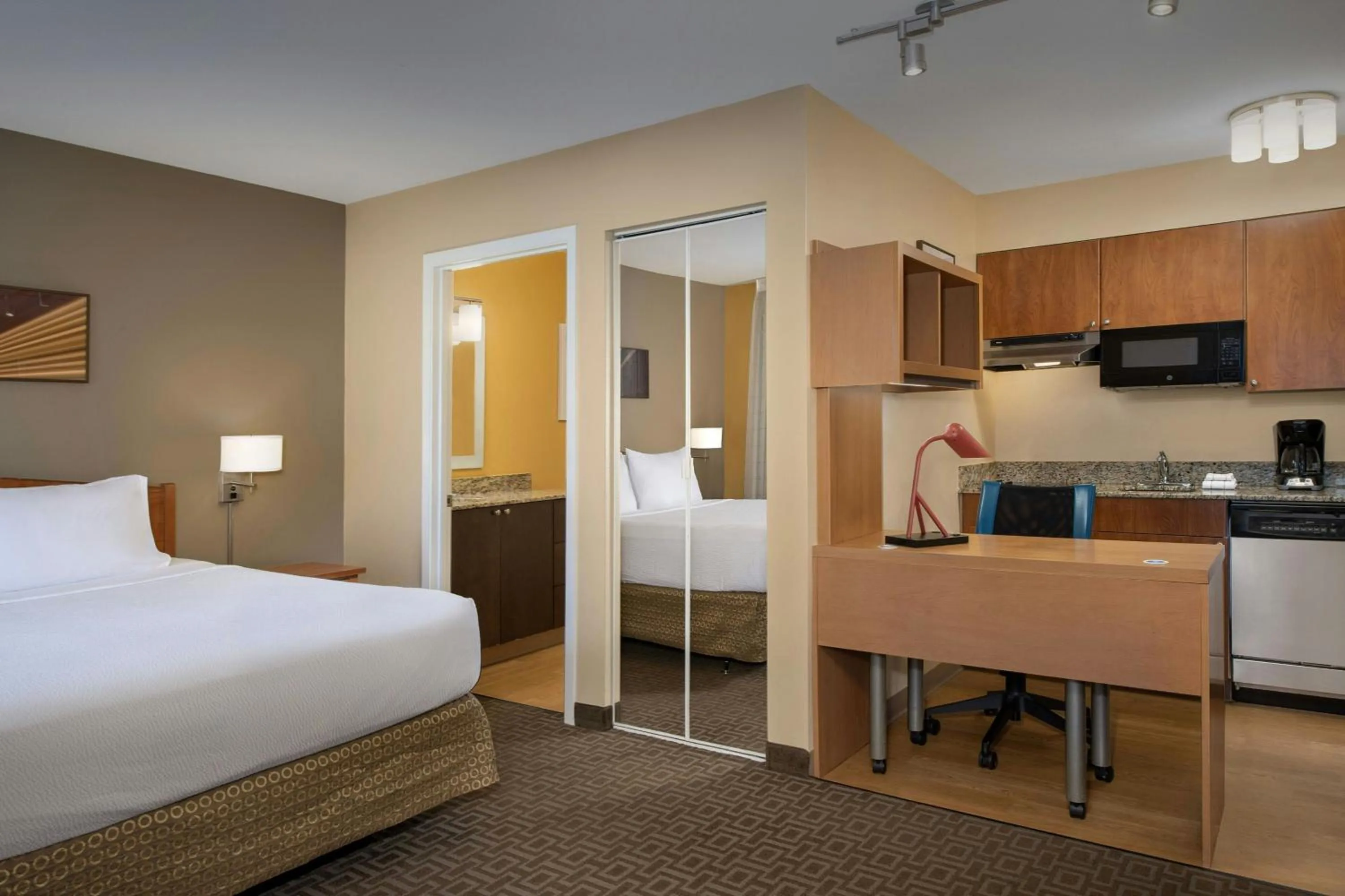 Photo of the whole room, Bed in TownePlace Suites by Marriott Portland Hillsboro