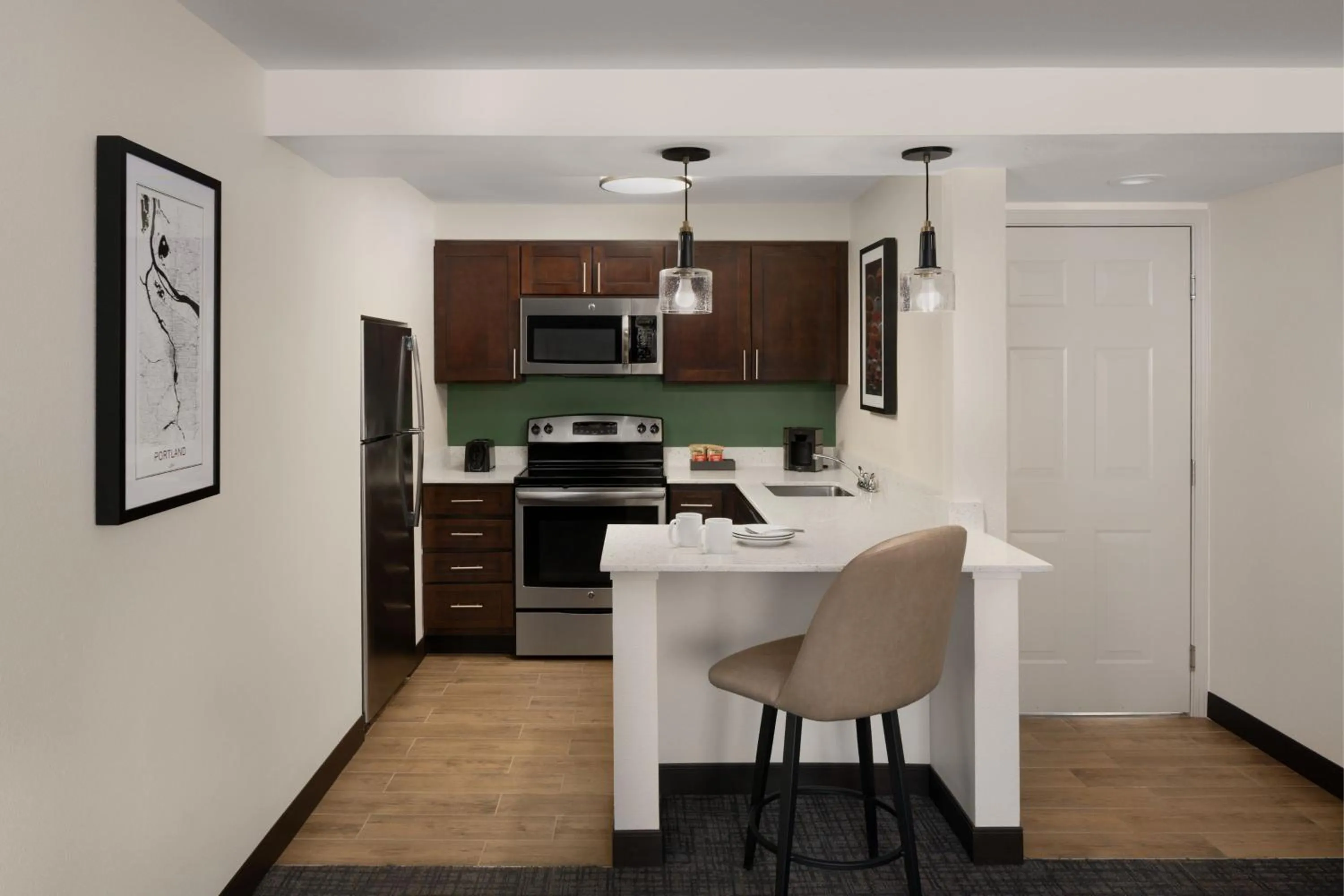 Kitchen or kitchenette in Residence Inn Portland Hillsboro
