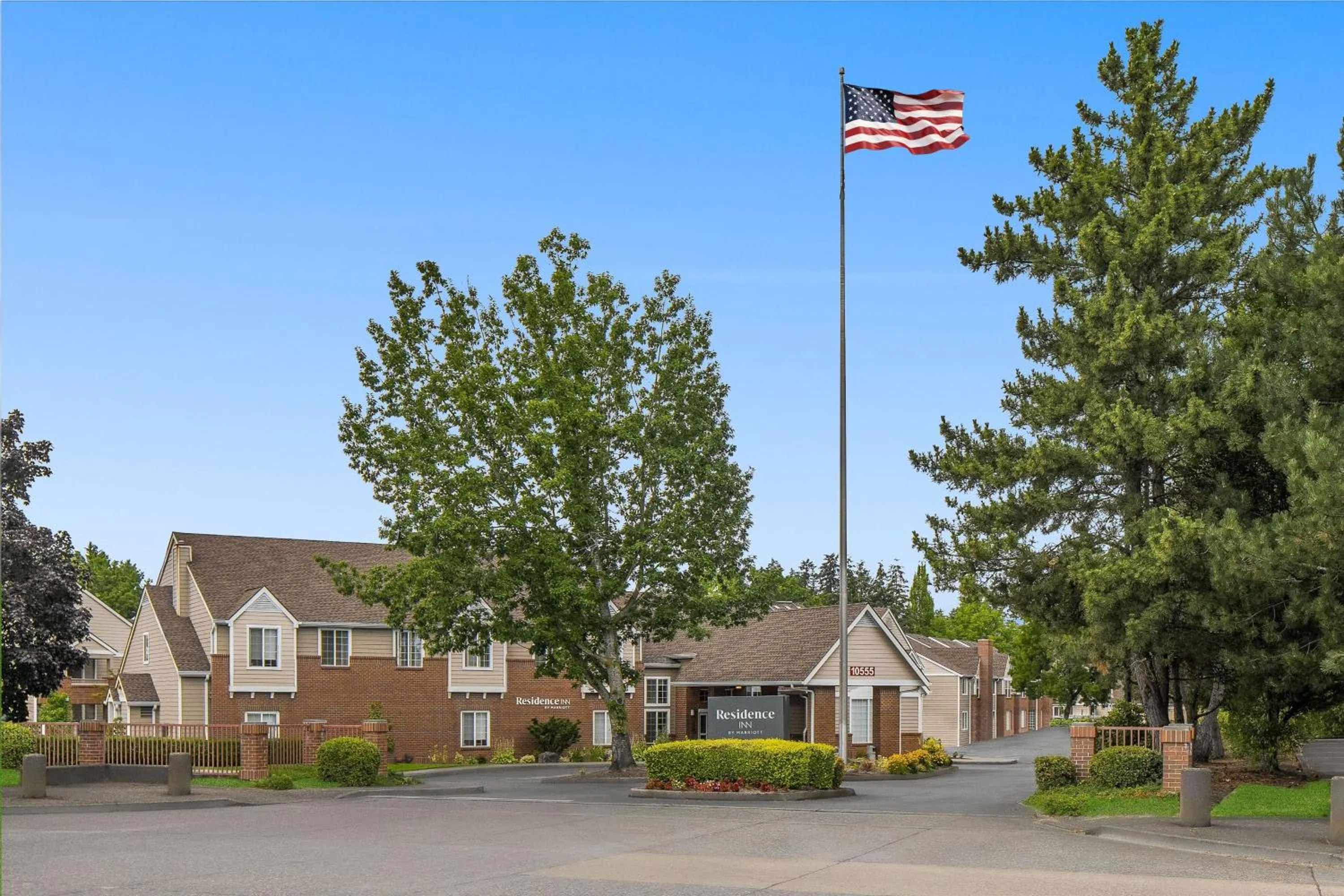 Property building in Residence Inn Portland Hillsboro