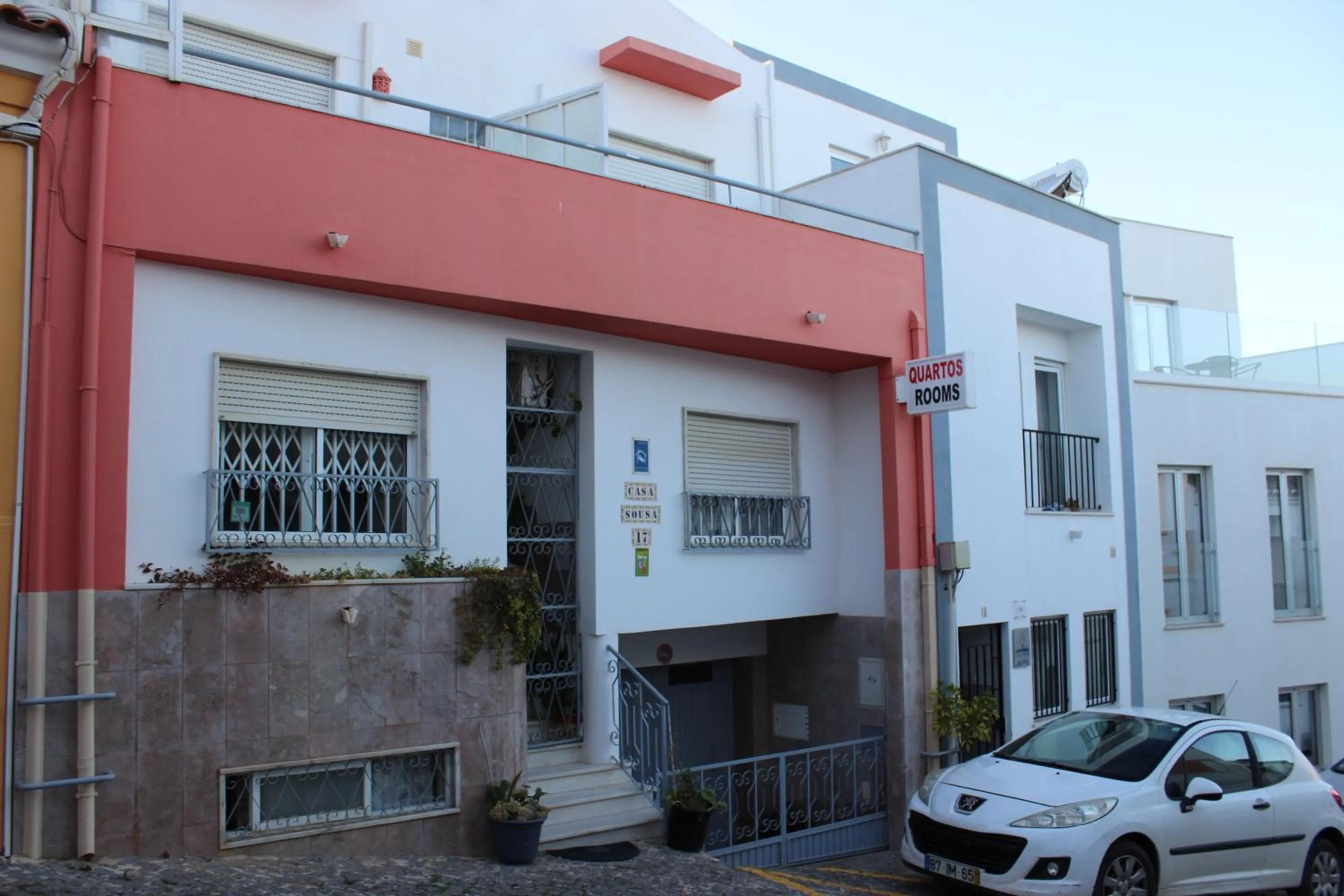 Property building in Casa Sousa