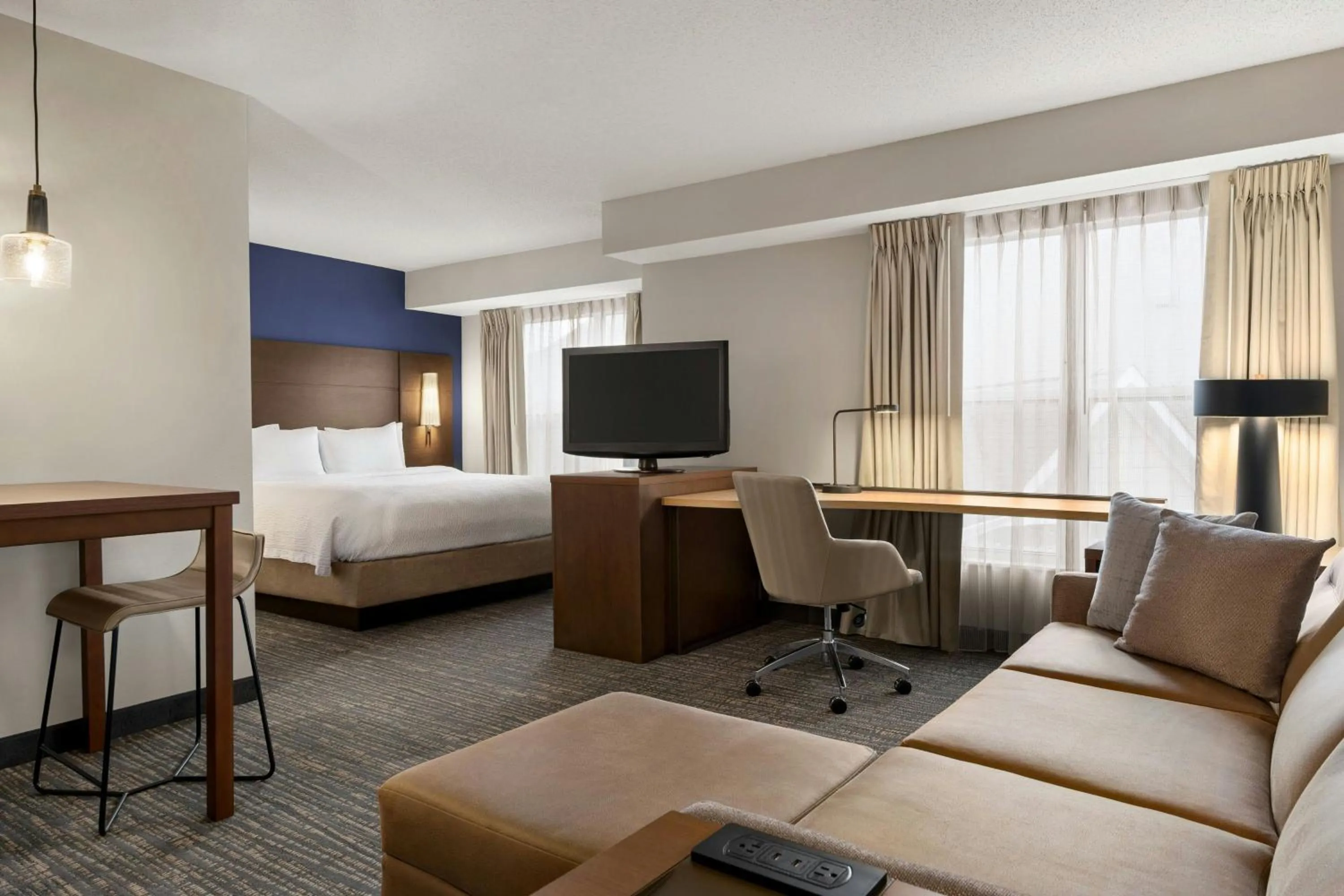 Bedroom, Bed in Residence Inn by Marriott Philadelphia West Chester/Exton