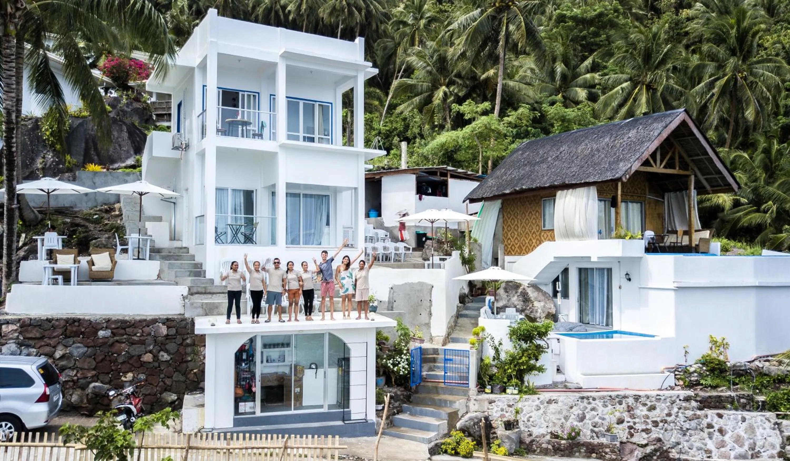 Property building in Bintana Sa Paraiso