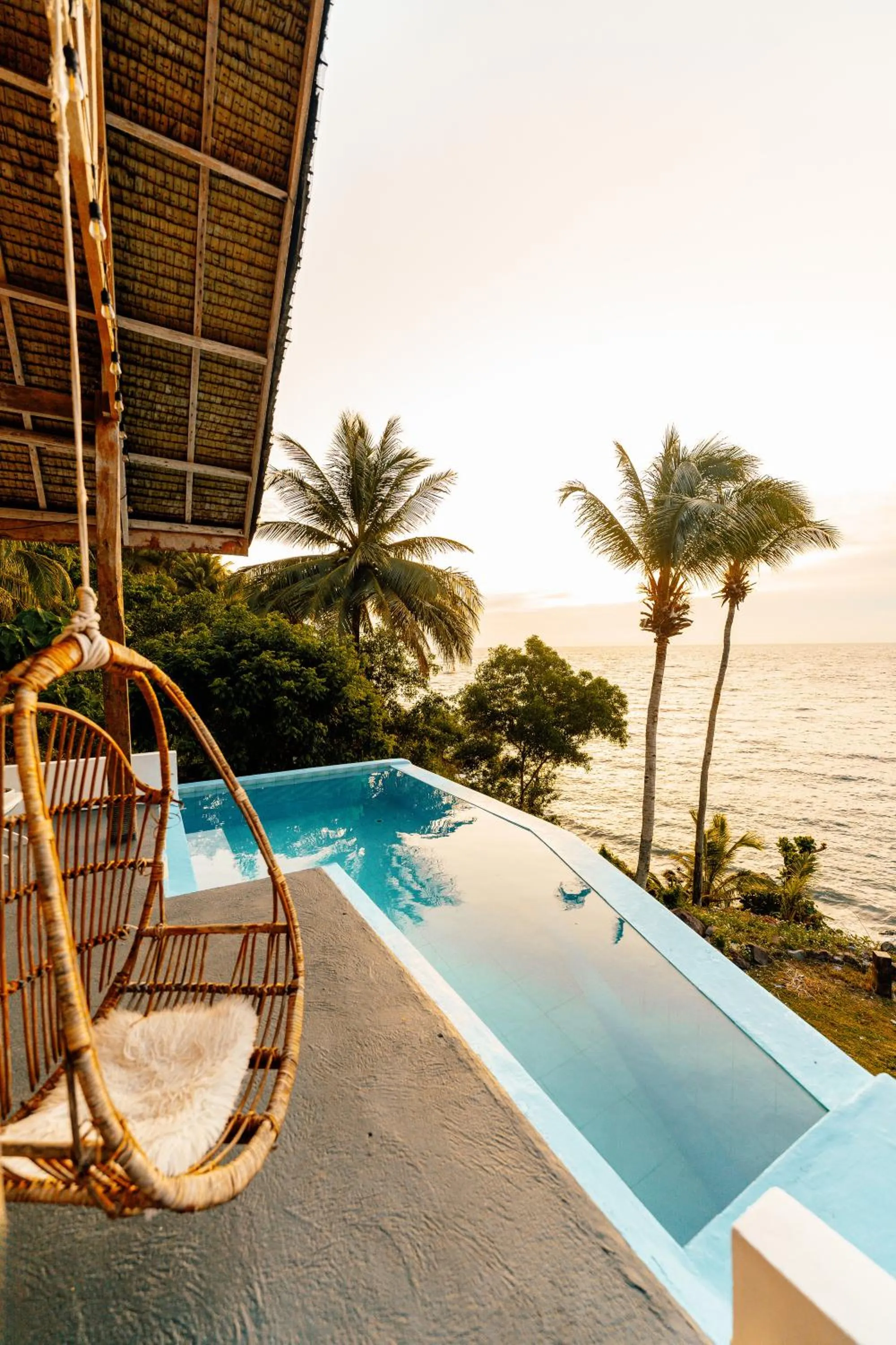 Property building in Bintana Sa Paraiso