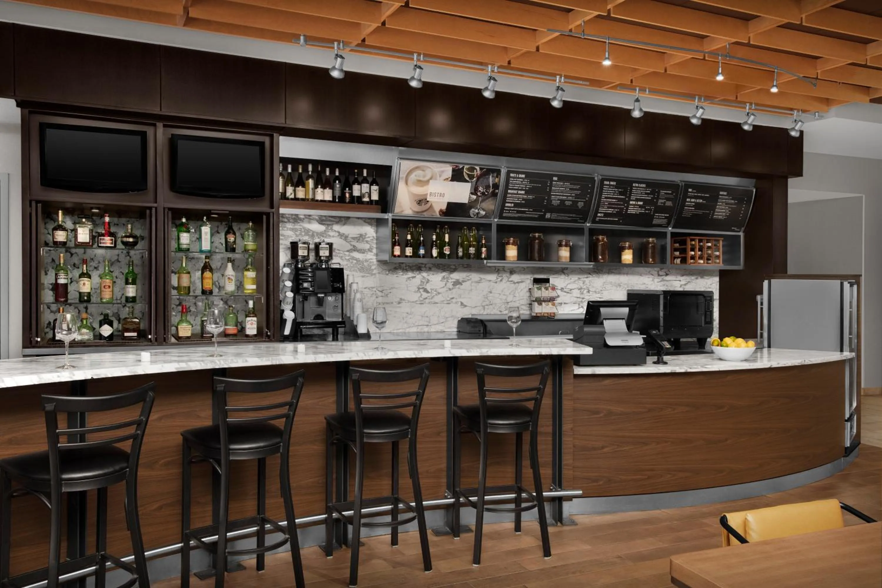 Restaurant/places to eat in Fairfield Inn and Suites Phoenix Chandler Fashion Center