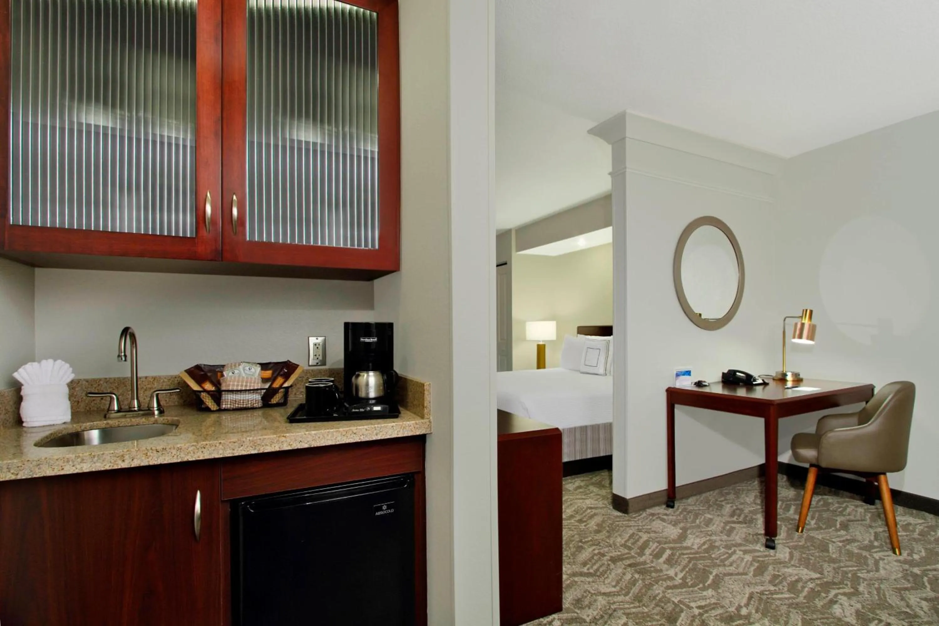 Lounge or bar in SpringHill Suites Phoenix Glendale Sports & Entertainment District