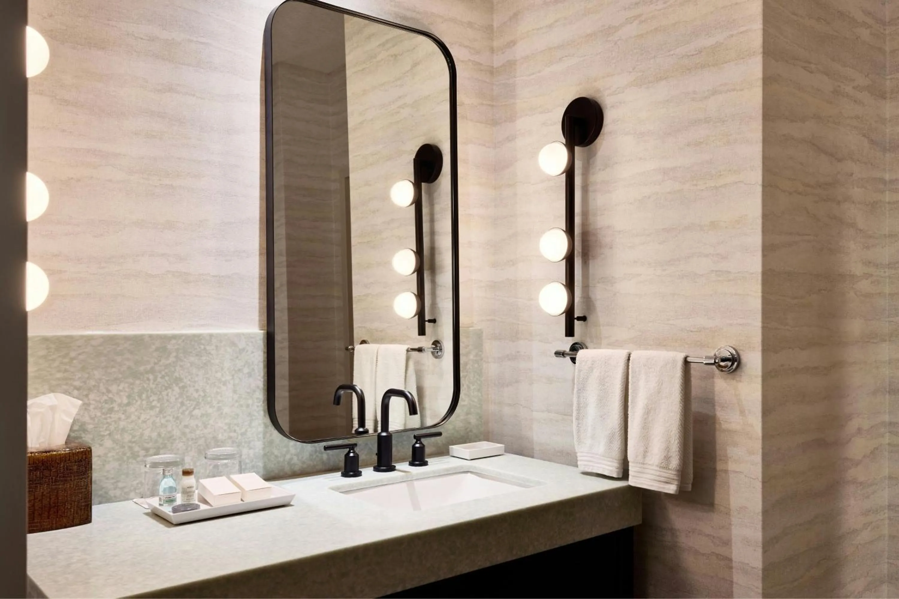 Photo of the whole room in Renaissance Phoenix Glendale Hotel & Conference Center