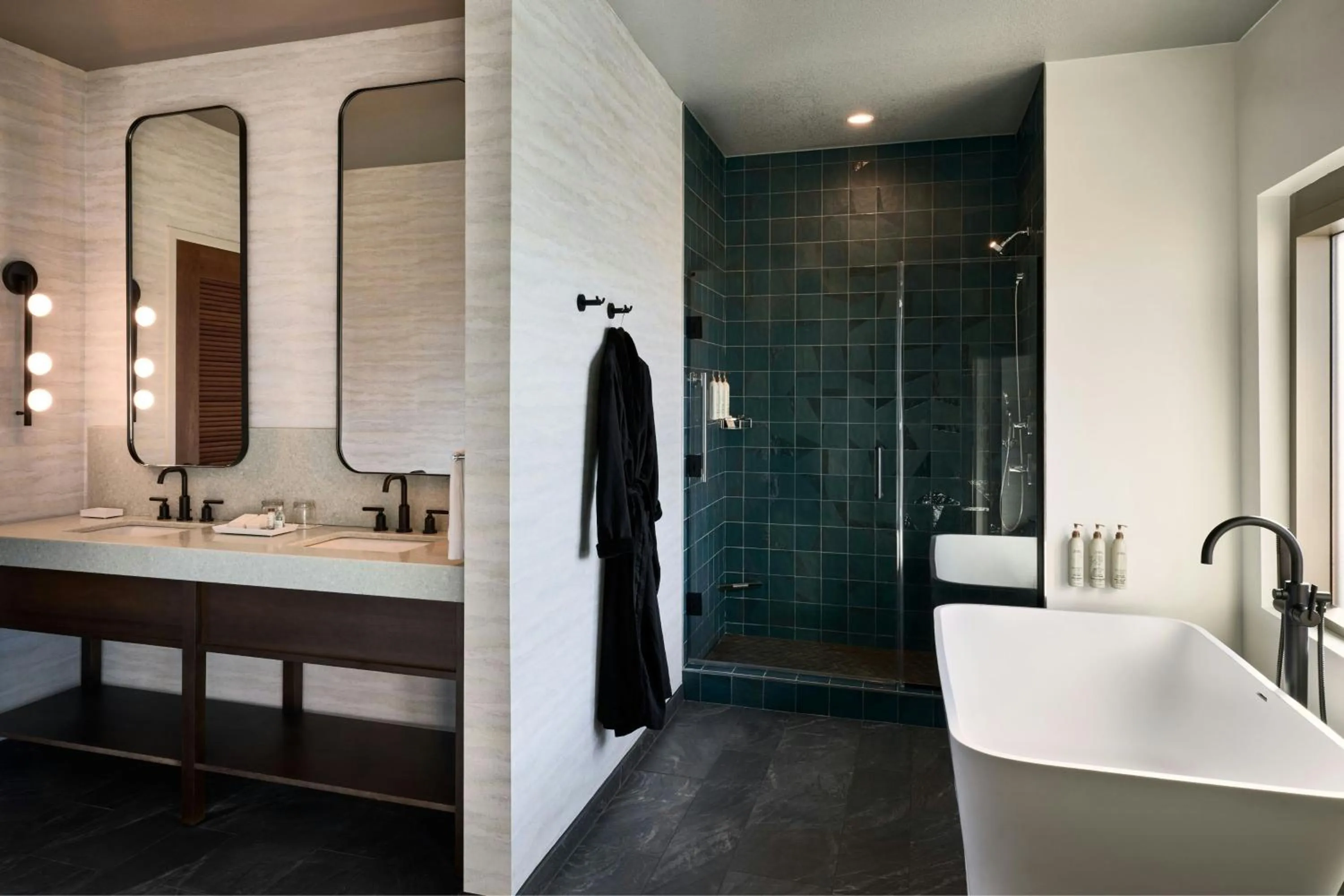 Photo of the whole room in Renaissance Phoenix Glendale Hotel & Conference Center