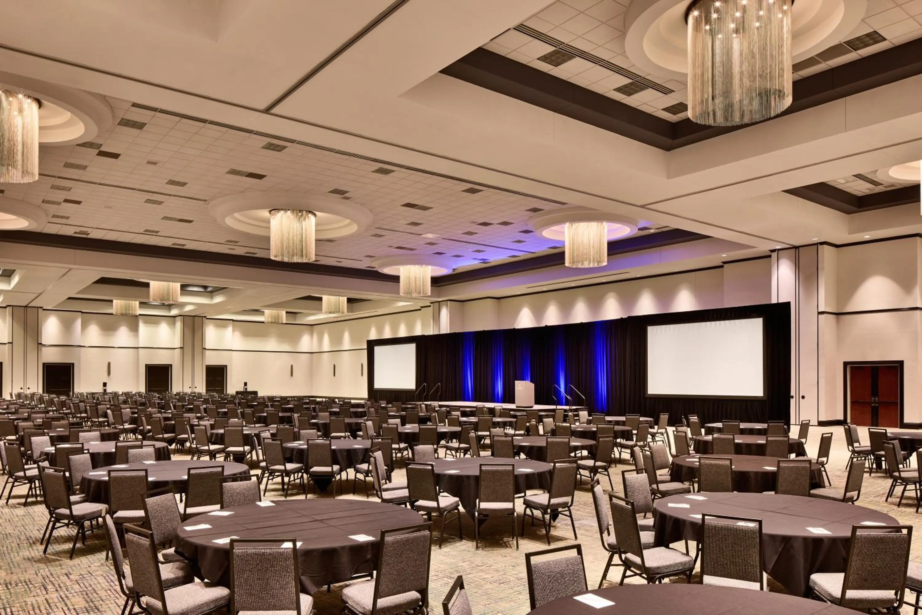 Meeting/conference room in Renaissance Phoenix Glendale Hotel & Conference Center
