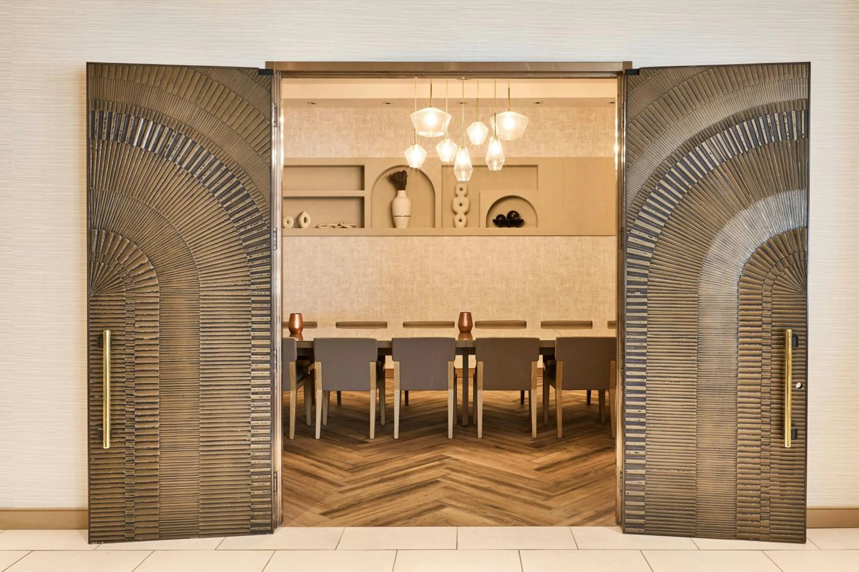 Restaurant/places to eat in Renaissance Phoenix Glendale Hotel & Conference Center