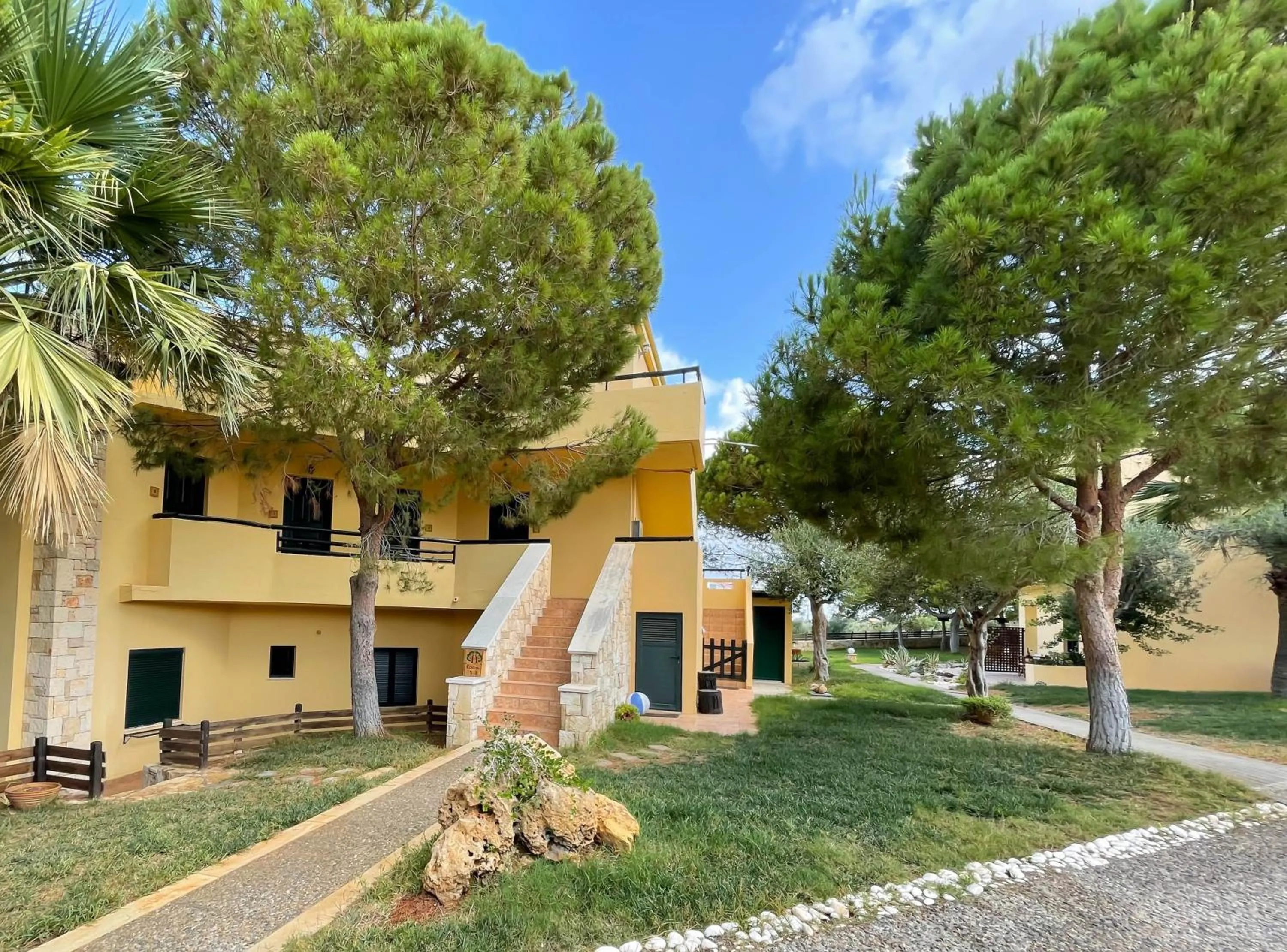 Property building in Kreta Natur
