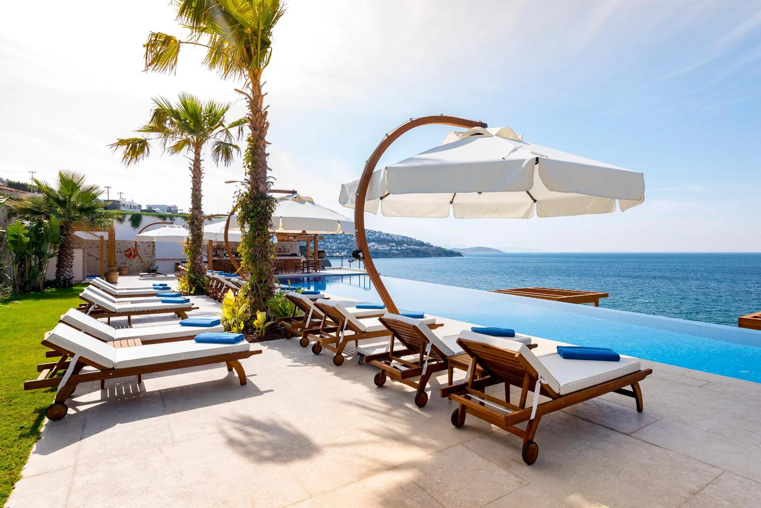 Swimming pool in Allium Bodrum Resort & Spa