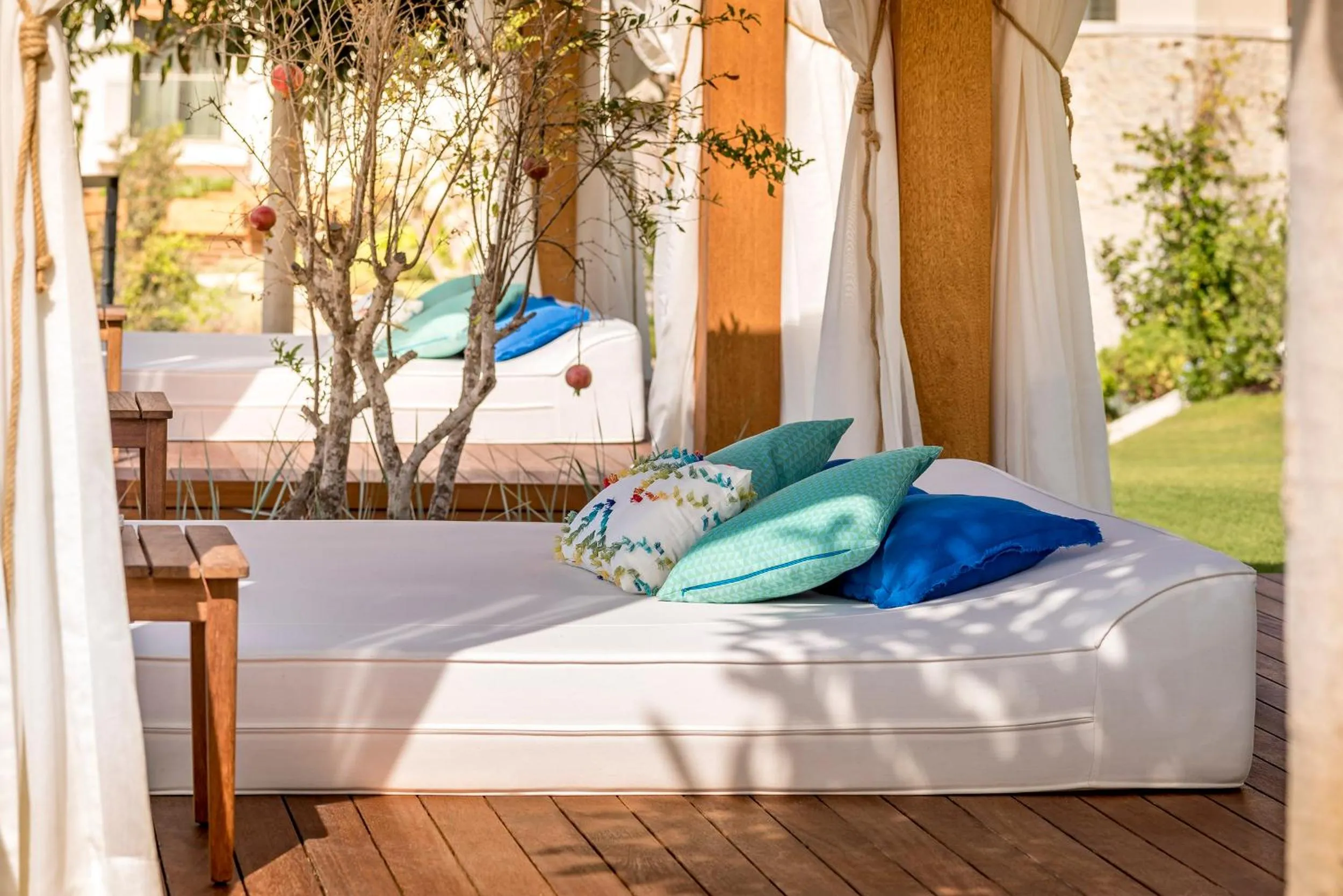Property building, Bed in Allium Bodrum Resort & Spa