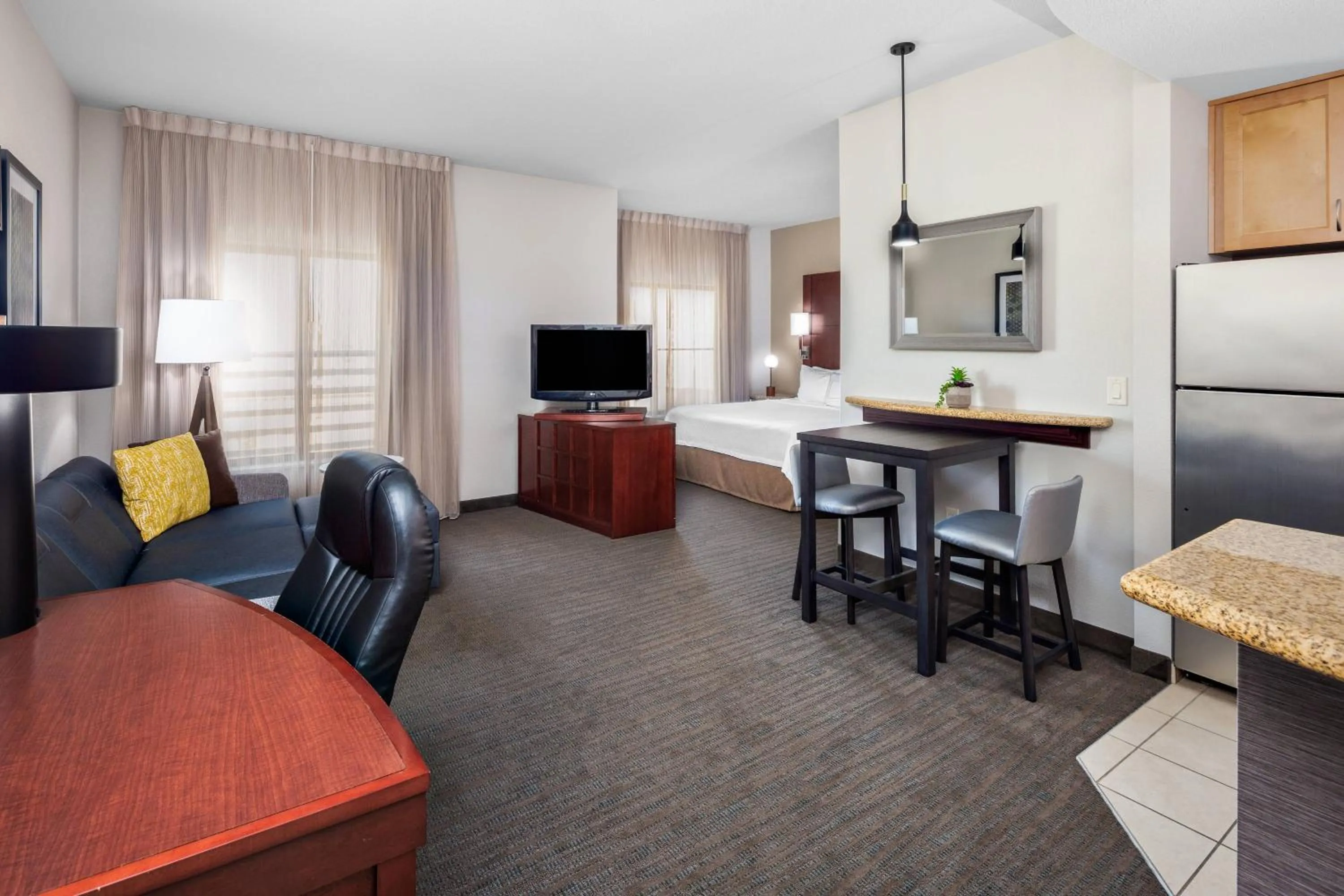 Photo of the whole room in Residence Inn Phoenix NW/Surprise