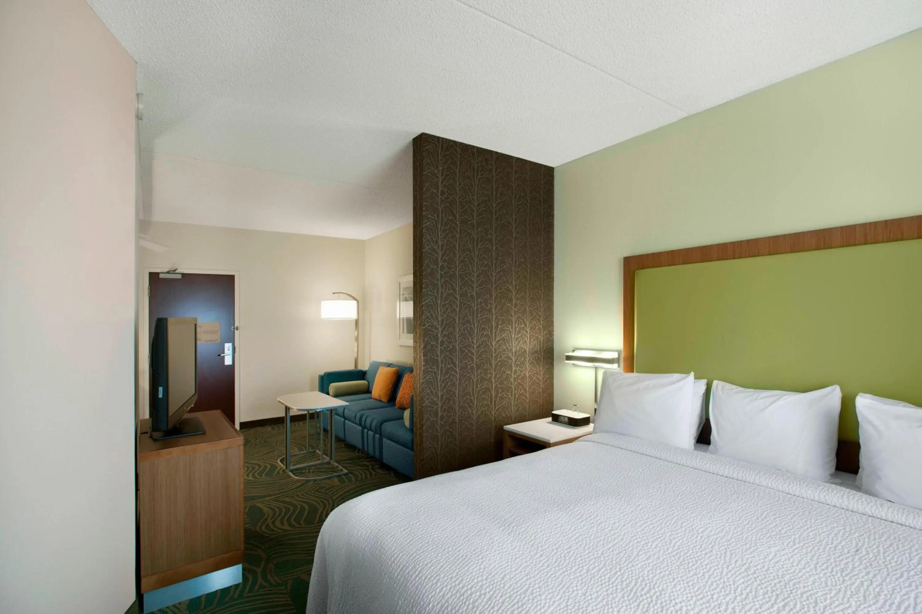 Bedroom, Bed in SpringHill Suites Phoenix Tempe Airport
