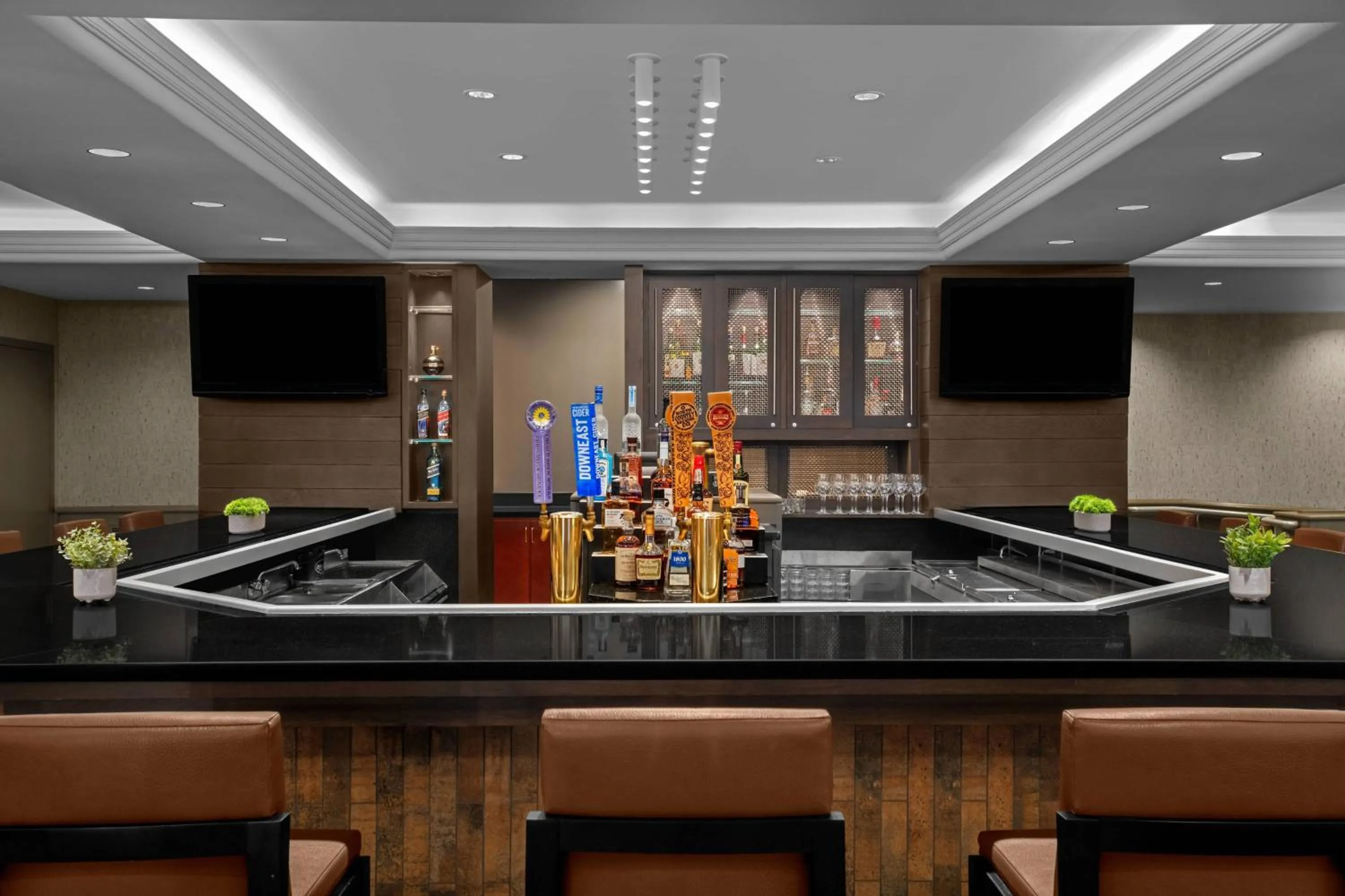 Lounge or bar in Pittsburgh Marriott North