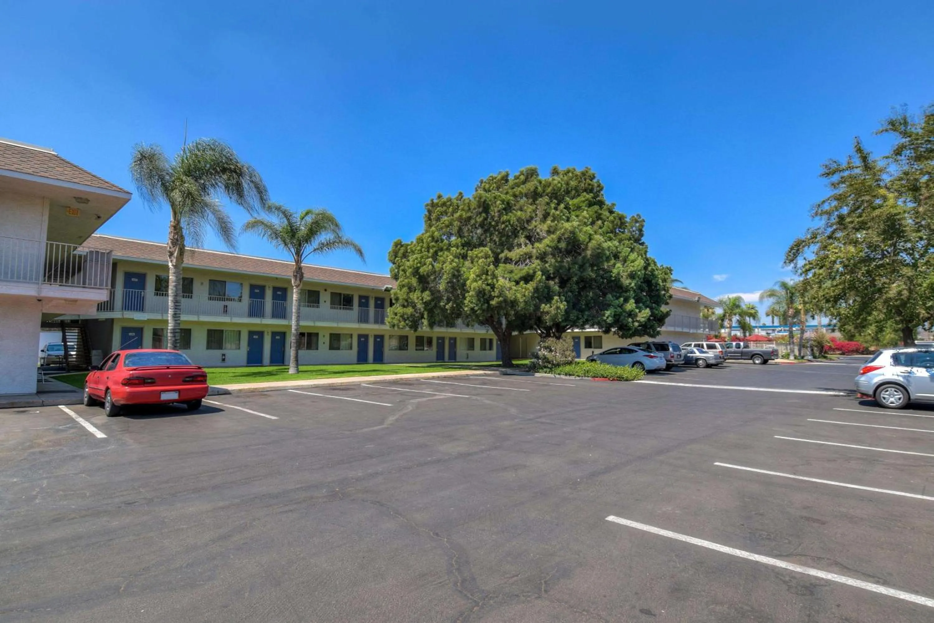 Property building in Motel 6-Jurupa Valley, CA - Riverside West