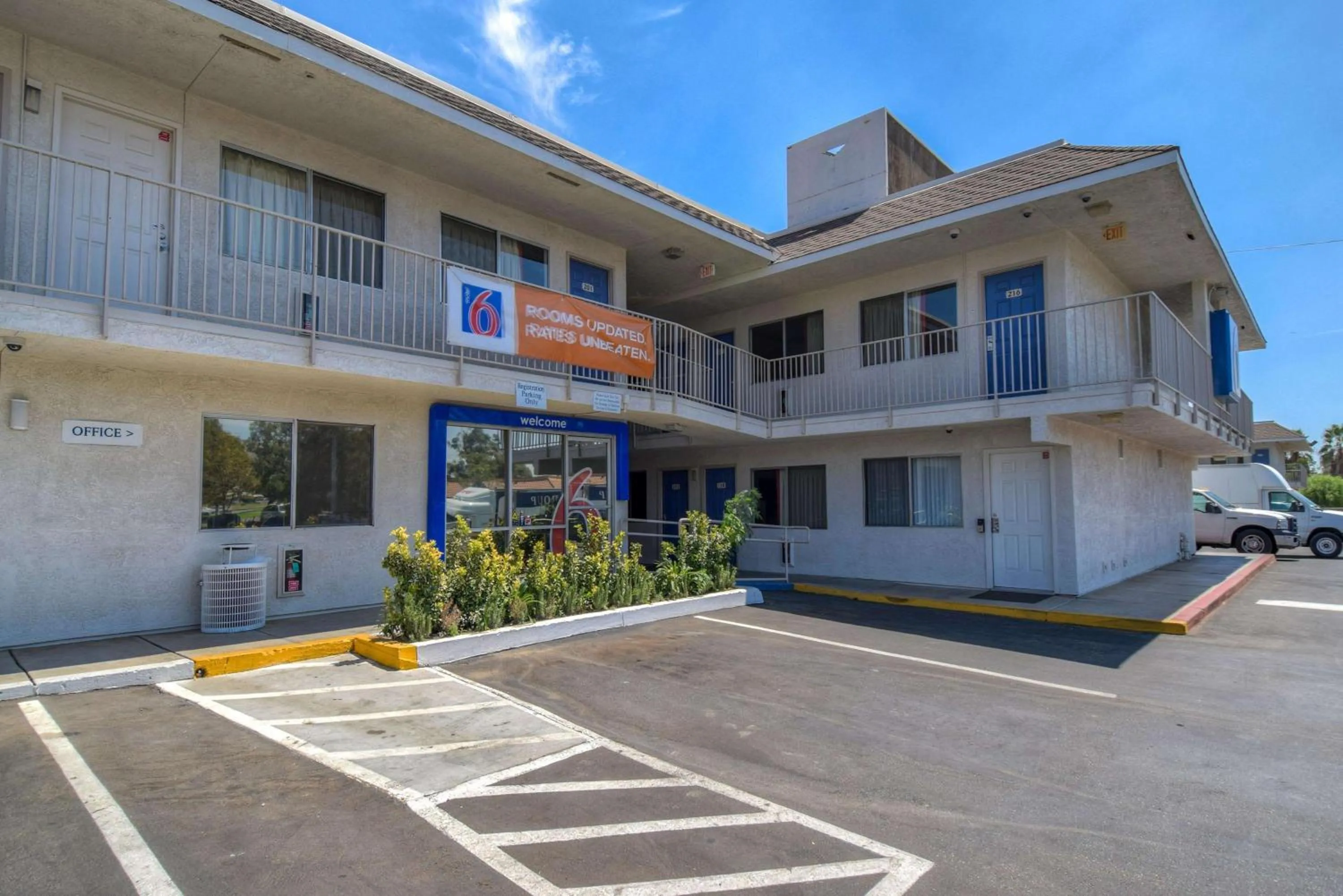 Property building in Motel 6-Jurupa Valley, CA - Riverside West