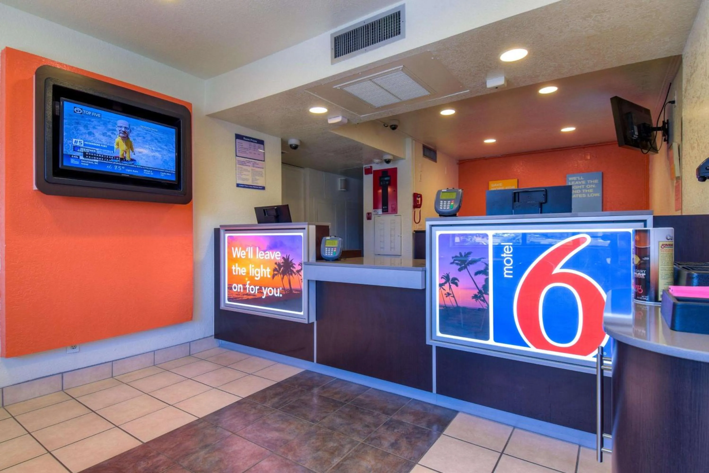 TV and multimedia in Motel 6-Jurupa Valley, CA - Riverside West