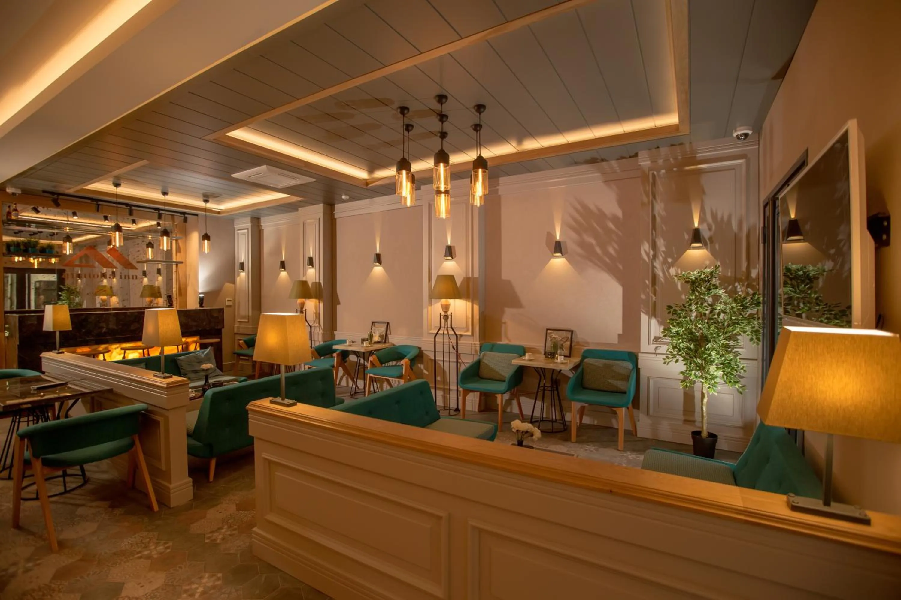 Restaurant/places to eat in Anatolia Inn