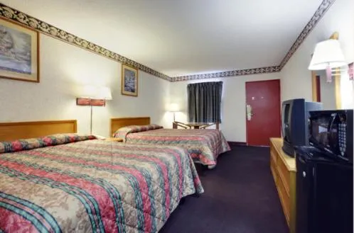 Photo of the whole room in Americas Best Value Inn & Suites Macon