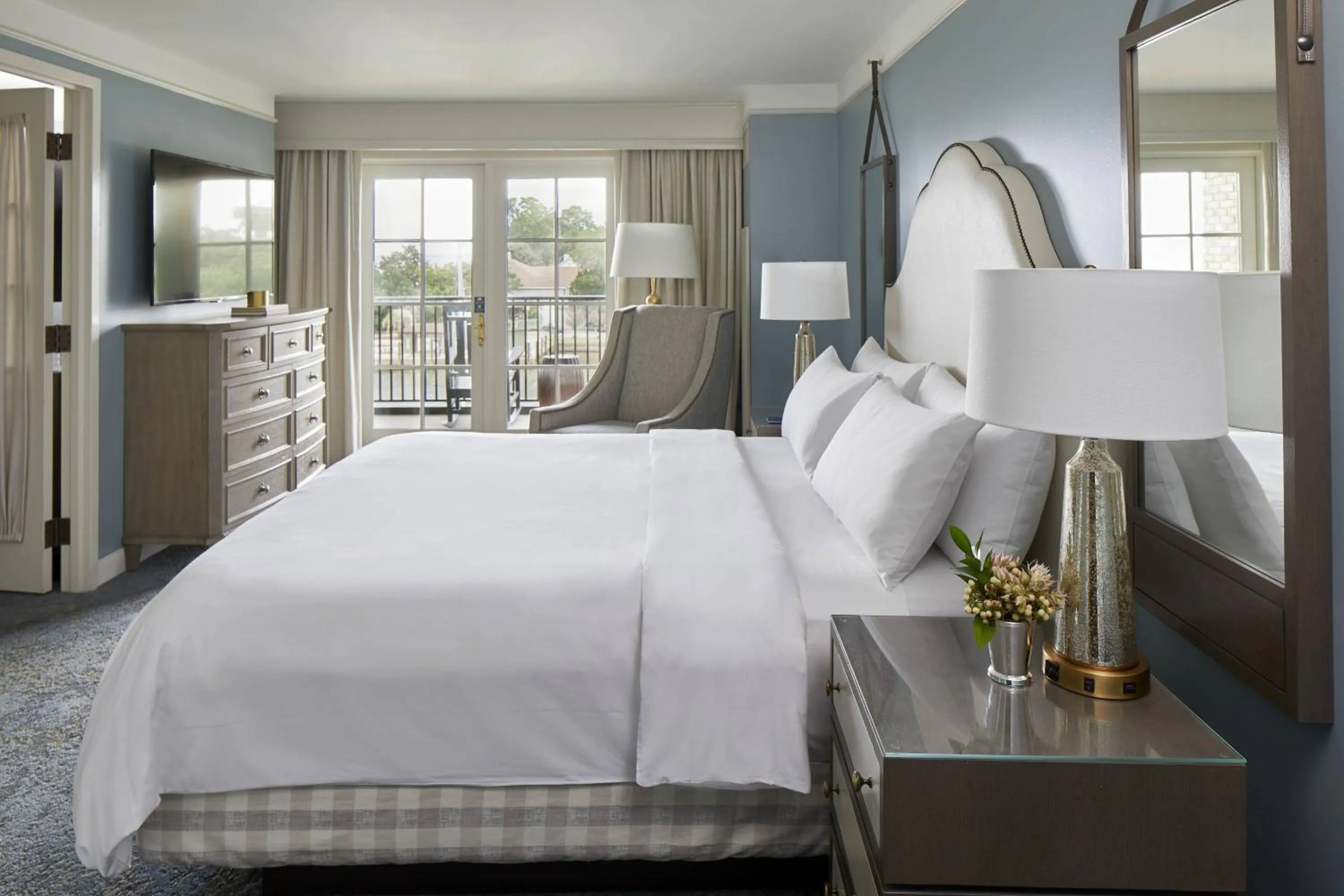 Bedroom, Bed in Grand Hotel Golf Resort & Spa, Autograph Collection