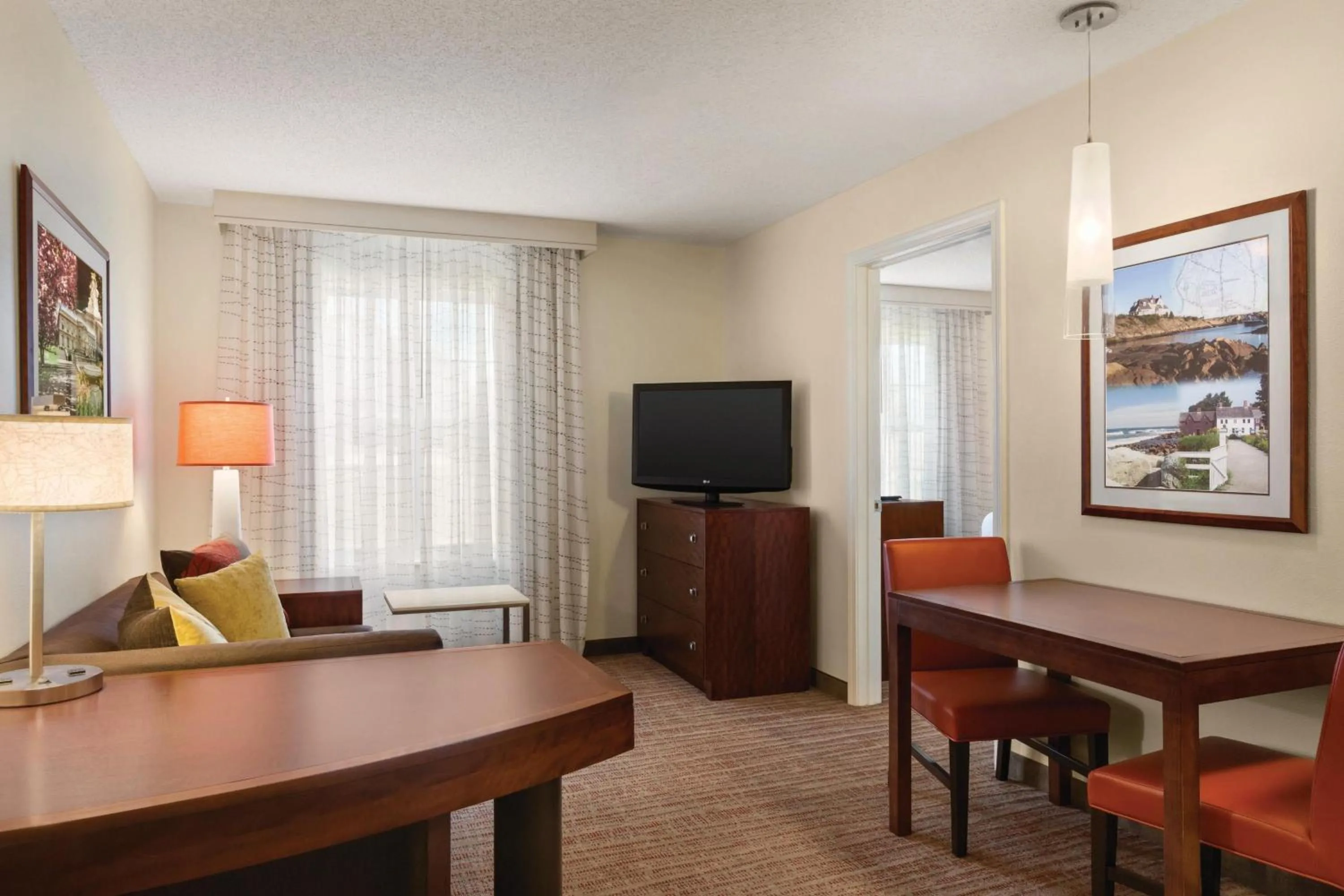 Living room in Residence Inn by Marriott Newport Middletown