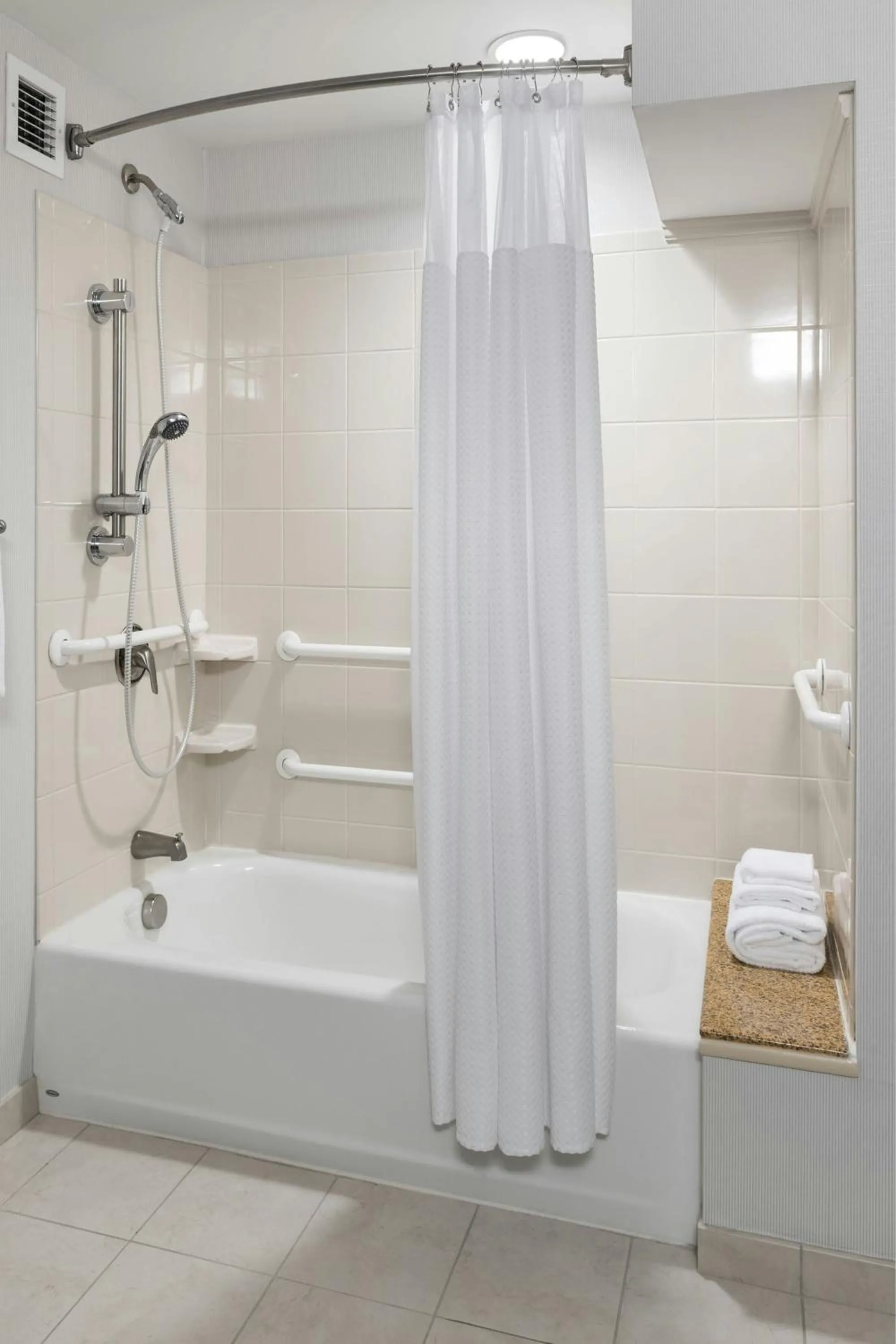 Bathroom in Courtyard Portland Airport