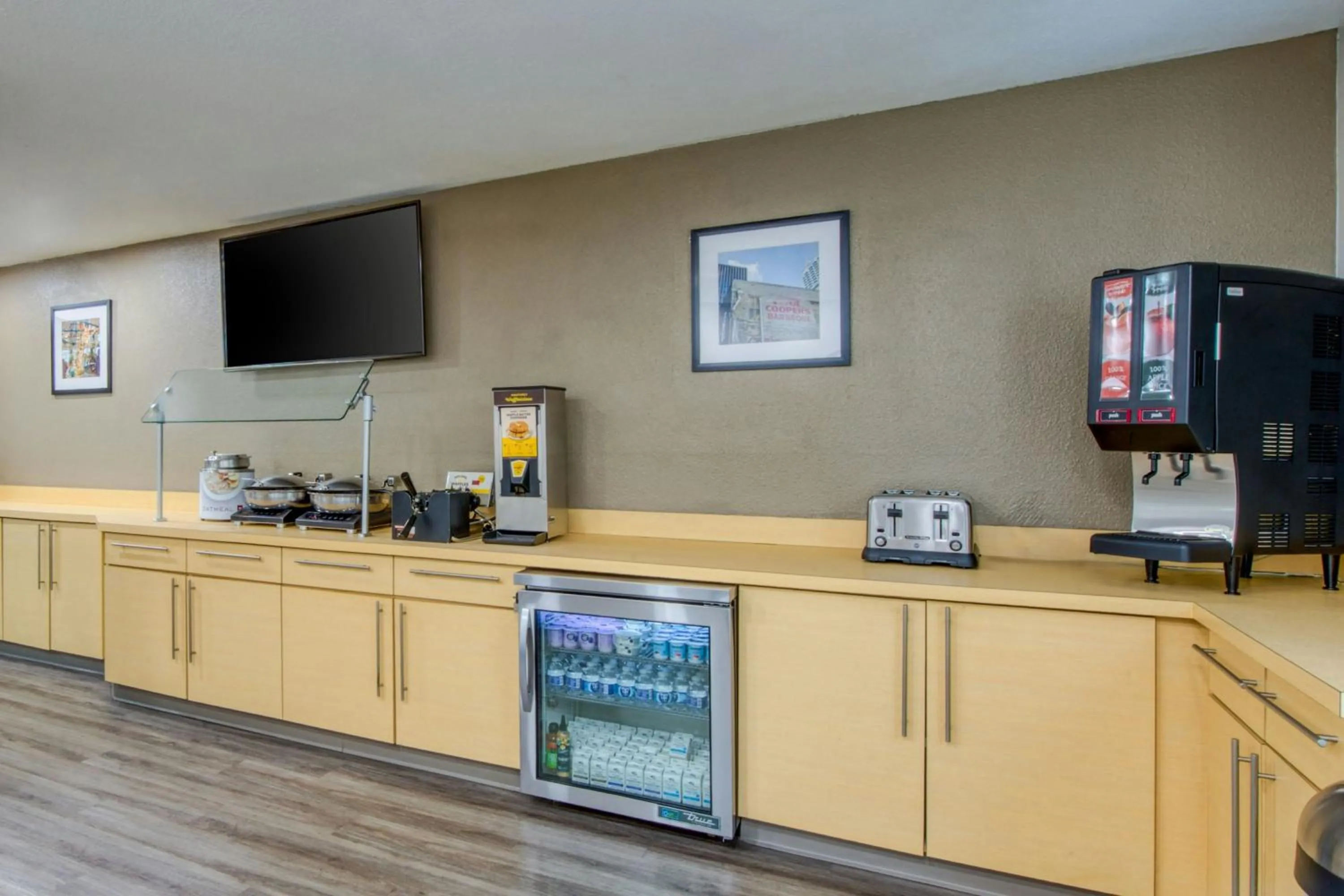 Breakfast in TownePlace Suites Raleigh Cary/Weston Parkway