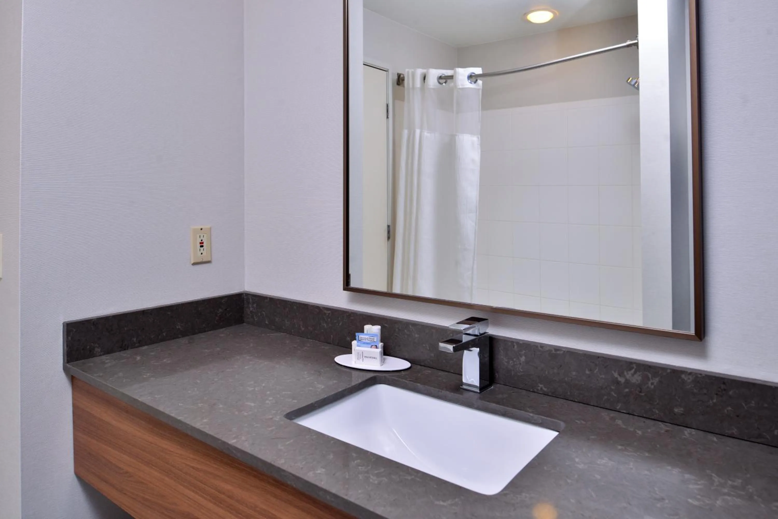 Bathroom in Fairfield Inn and Suites Beloit